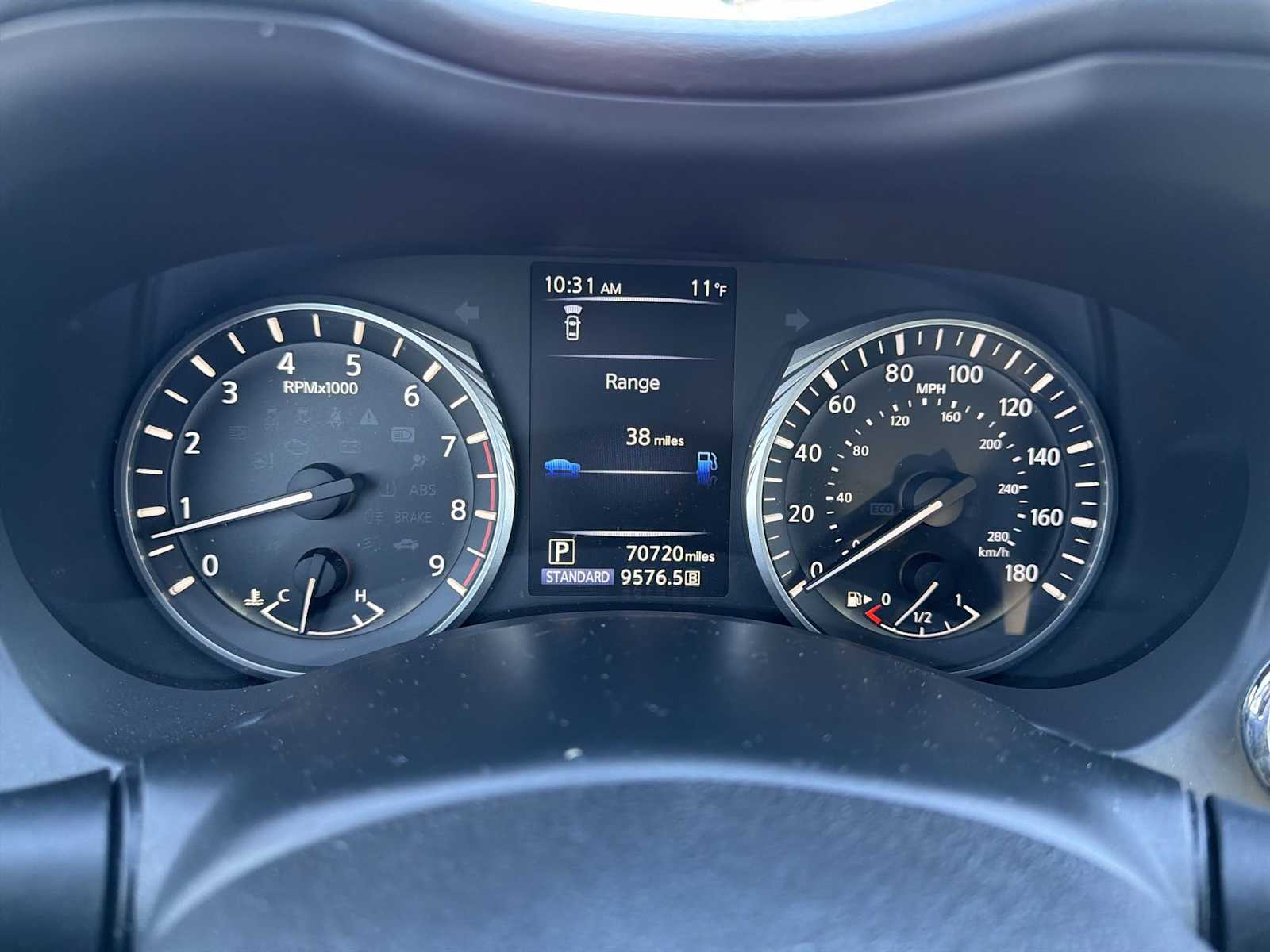 Thumbnail: 2019 INFINITI Q50 - 32