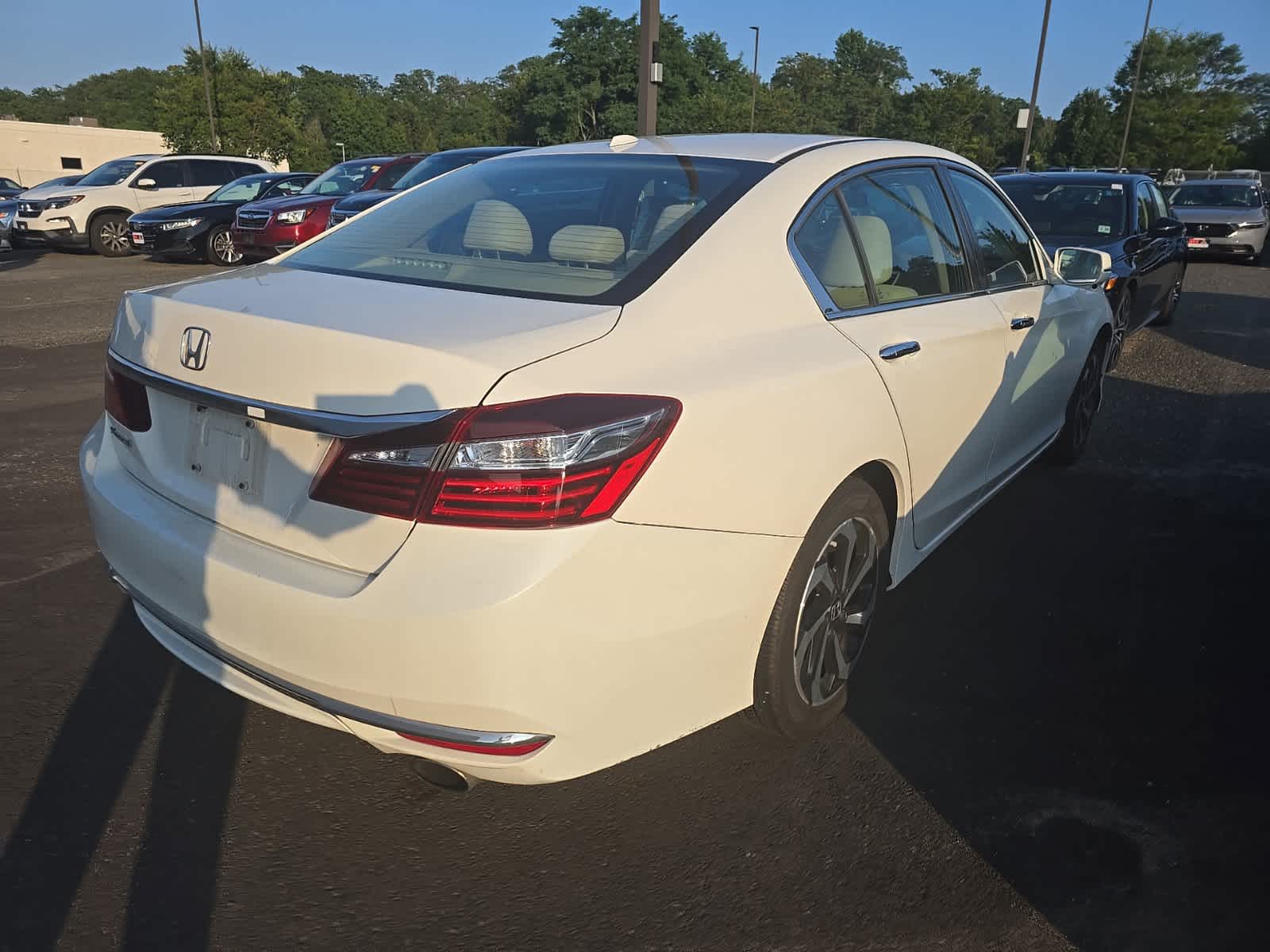 Thumbnail: 2017 Honda Accord - 5
