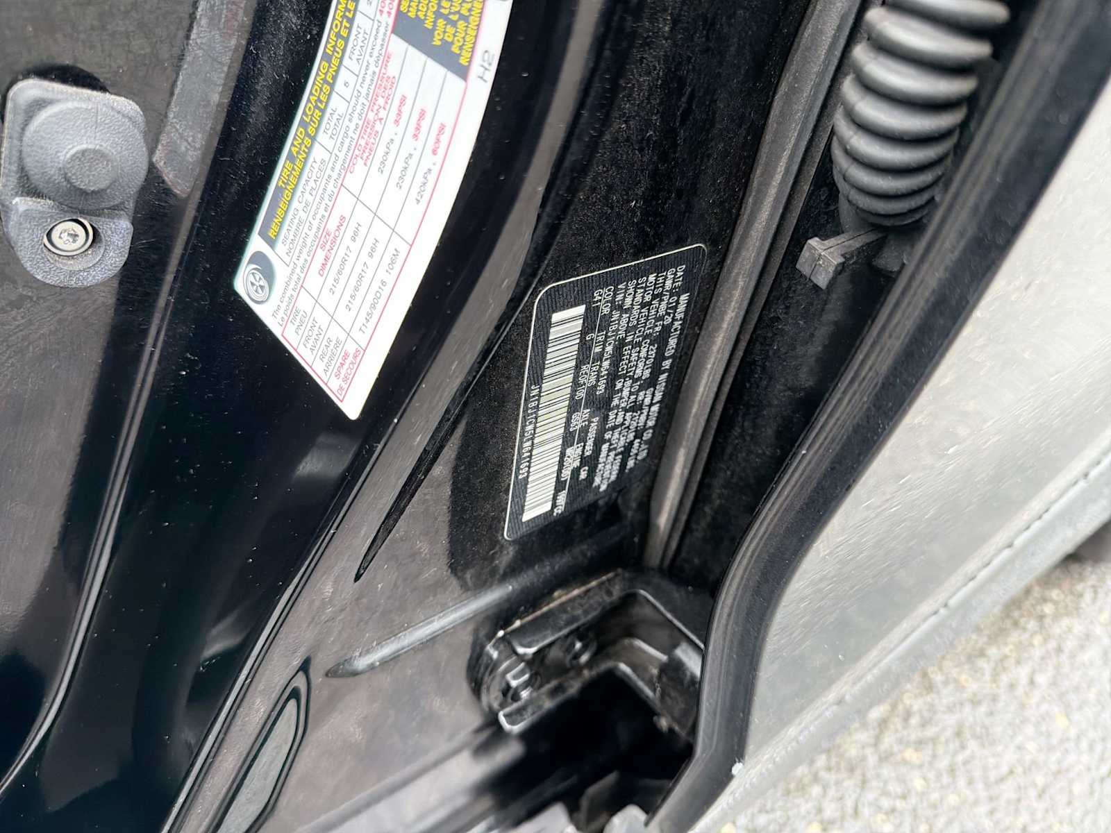 Thumbnail: 2020 Nissan Rogue Sport - 32