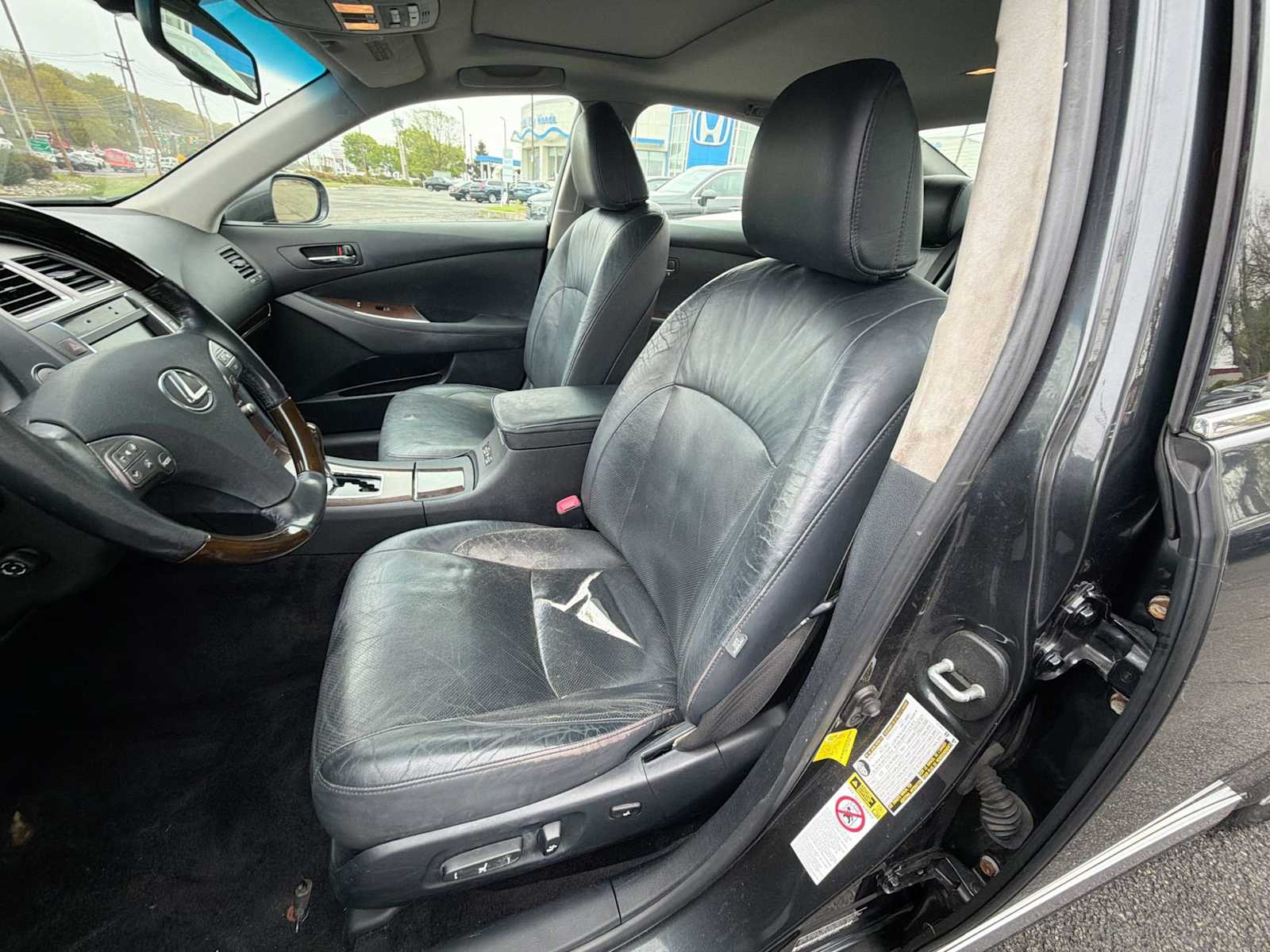 Thumbnail: 2011 Lexus ES - 21