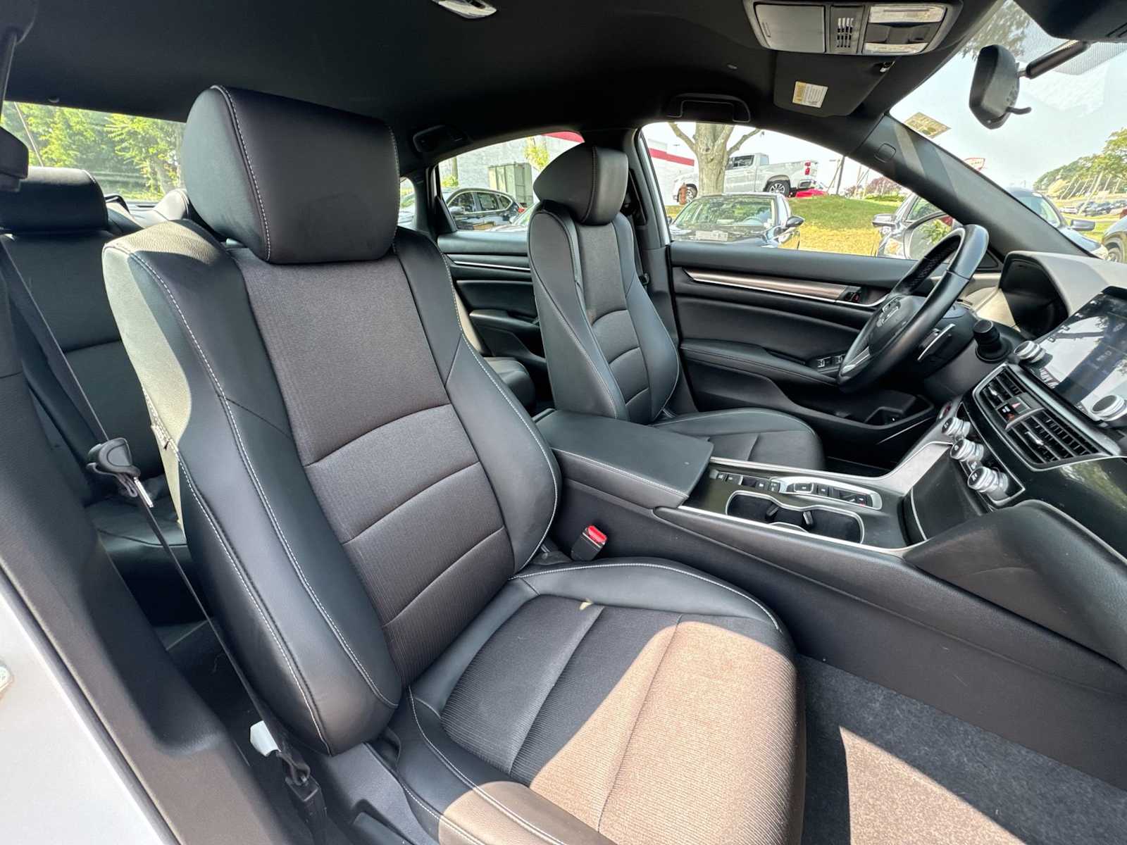Thumbnail: 2022 Honda Accord - 17