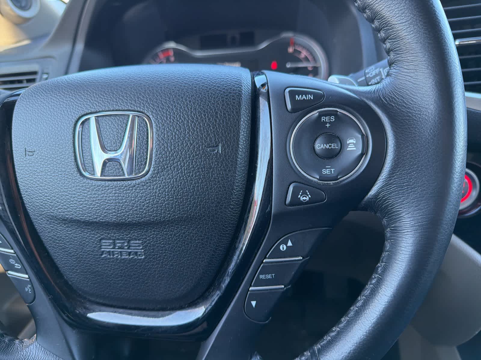 Thumbnail: 2016 Honda Pilot - 19