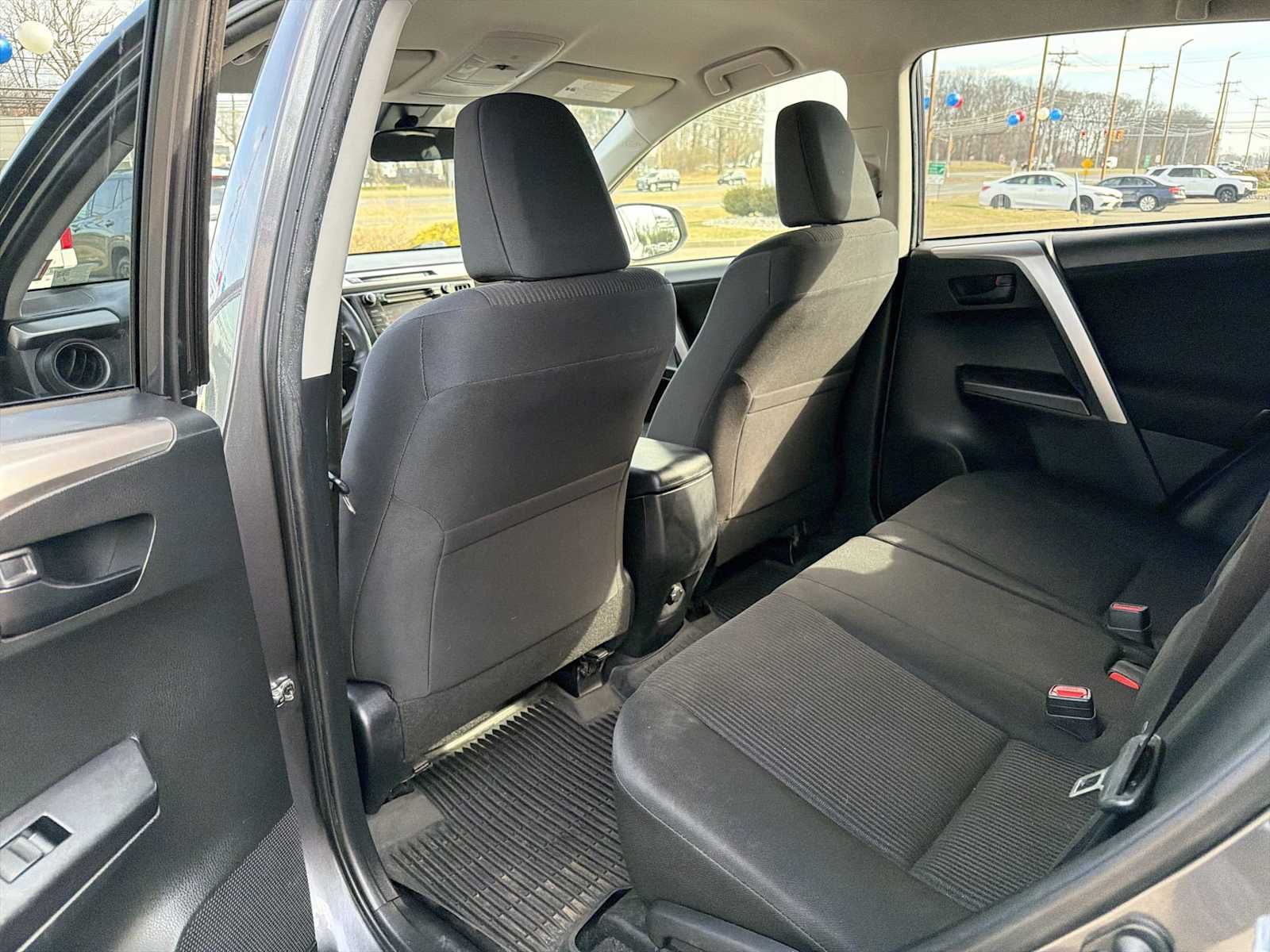 Thumbnail: 2017 Toyota RAV4 - 12