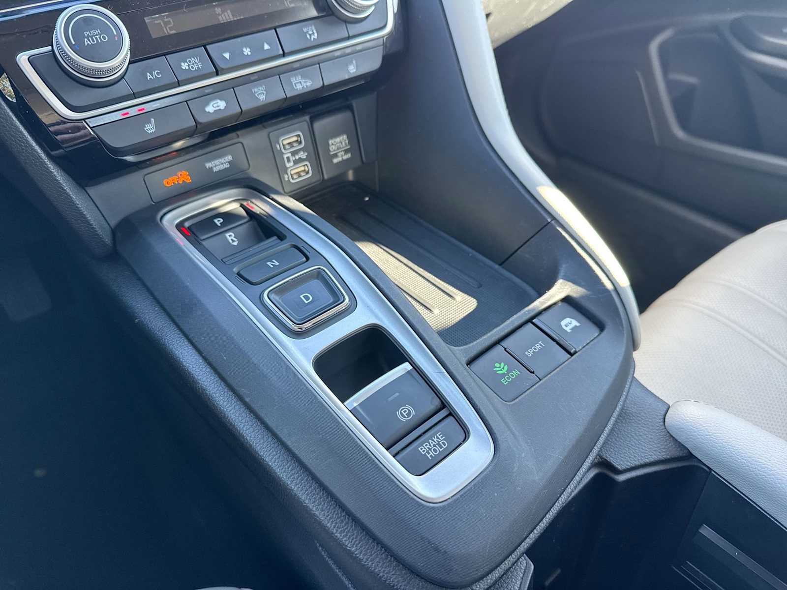 Thumbnail: 2021 Honda Insight - 31