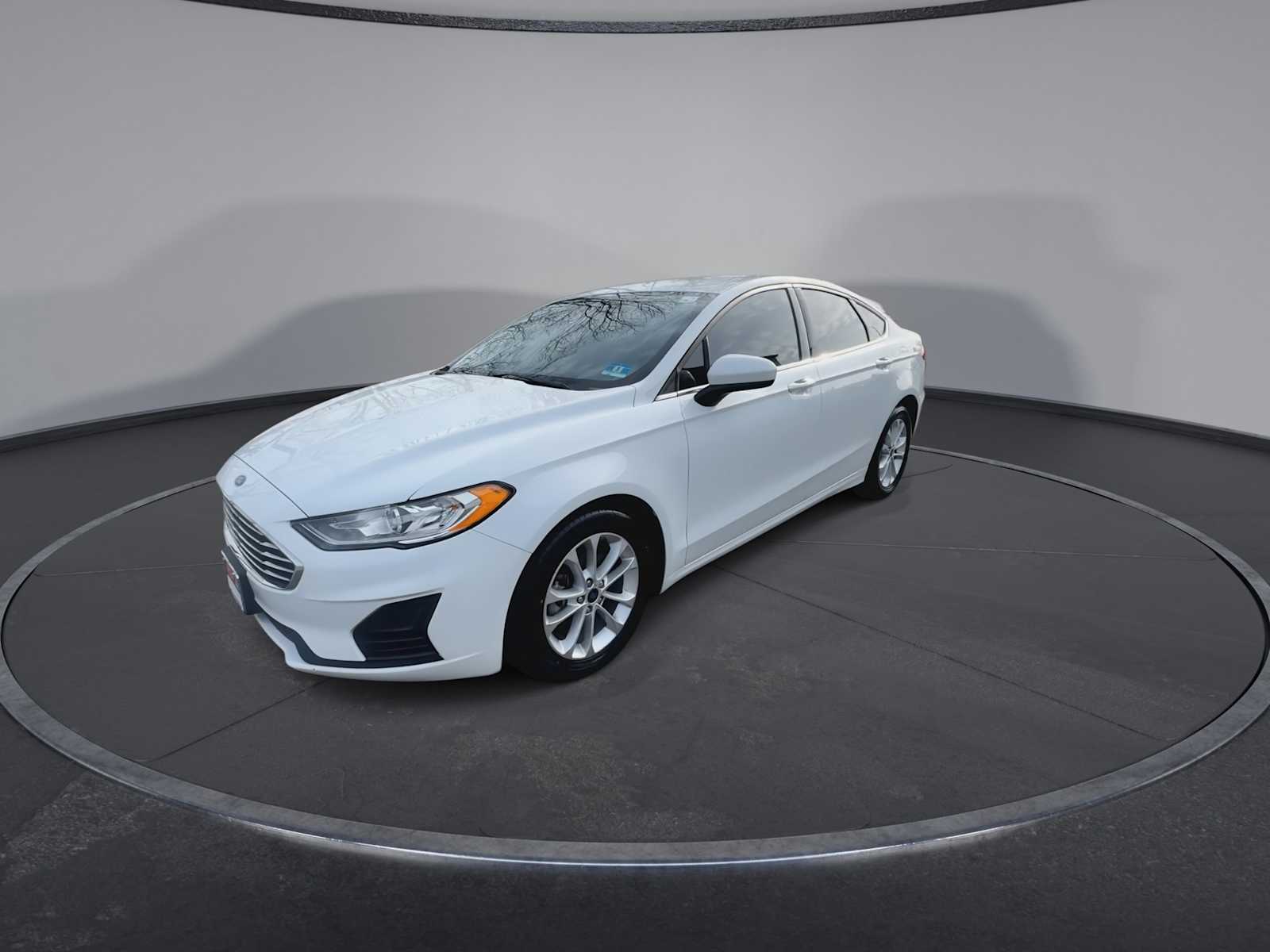 Thumbnail: 2020 Ford Fusion - 3