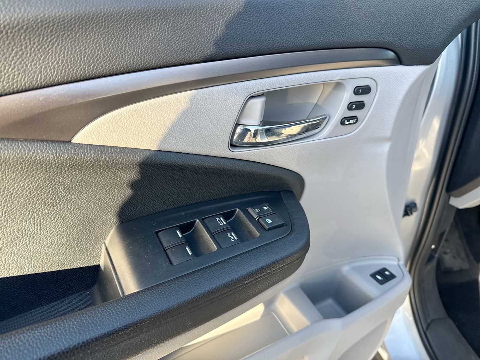 Thumbnail: 2022 Honda Pilot - 22