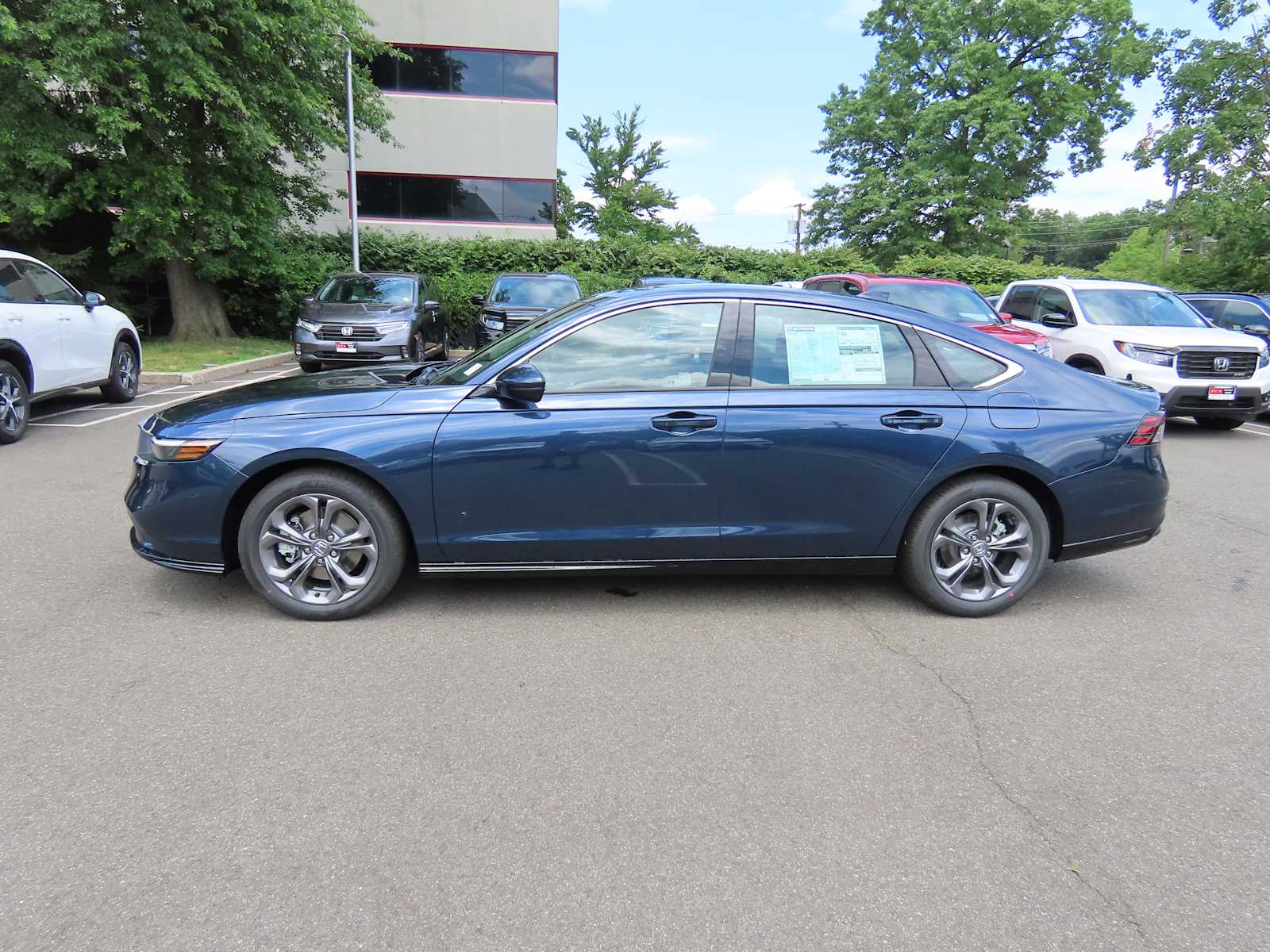Thumbnail: 2025 Honda Accord - 3