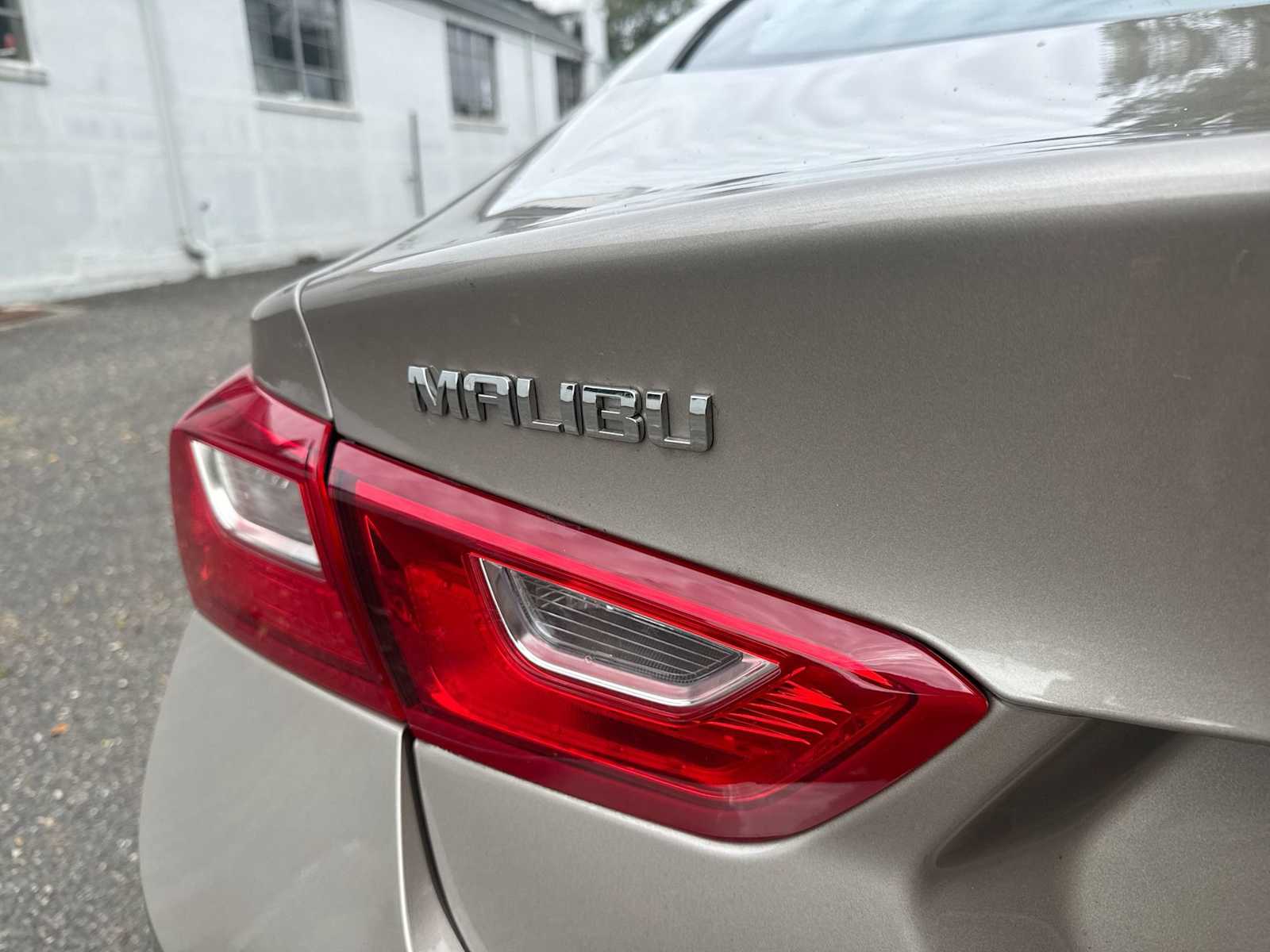 Thumbnail: 2025 Chevrolet Malibu - 18