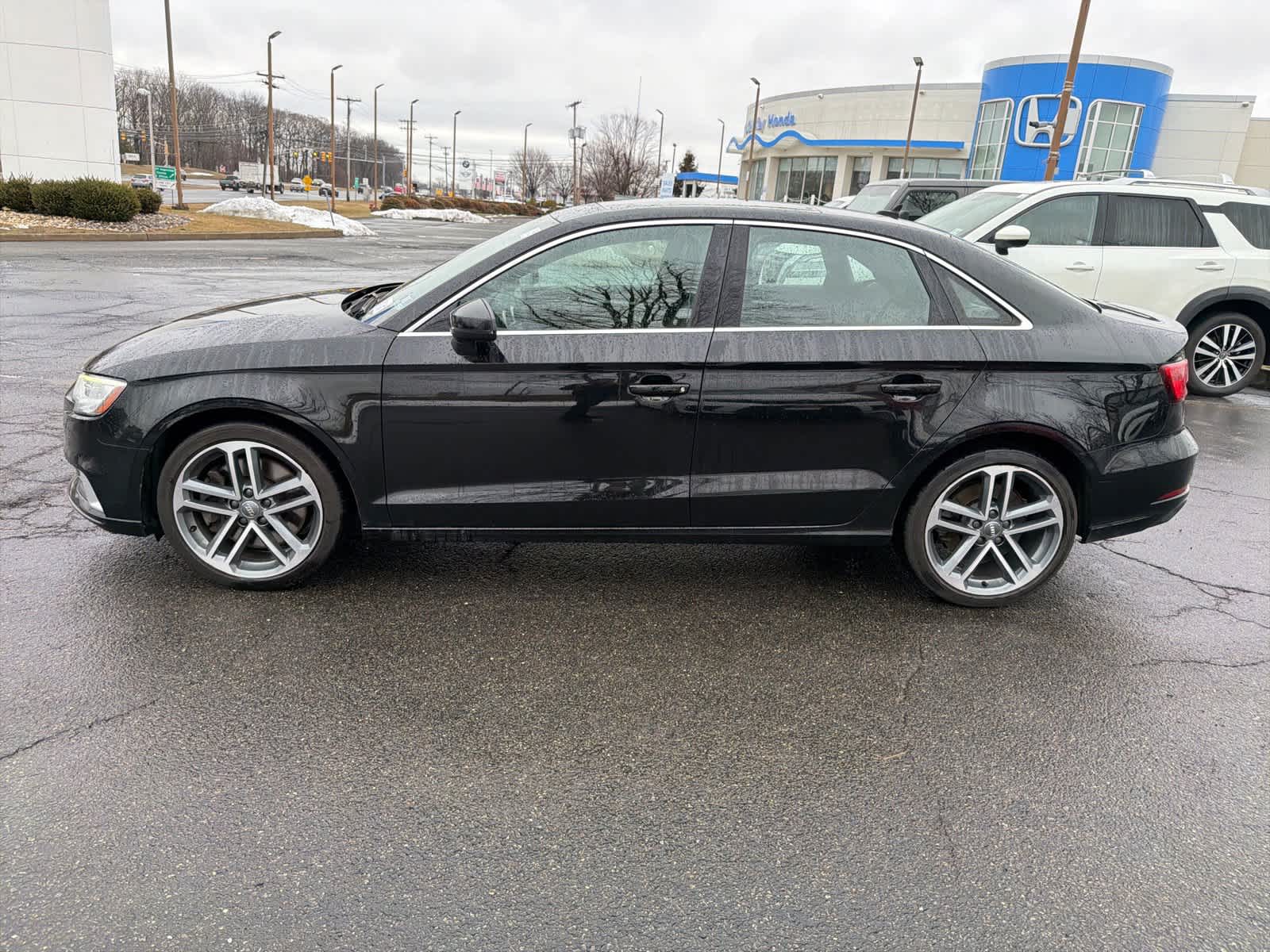 Thumbnail: 2019 Audi A3 - 2