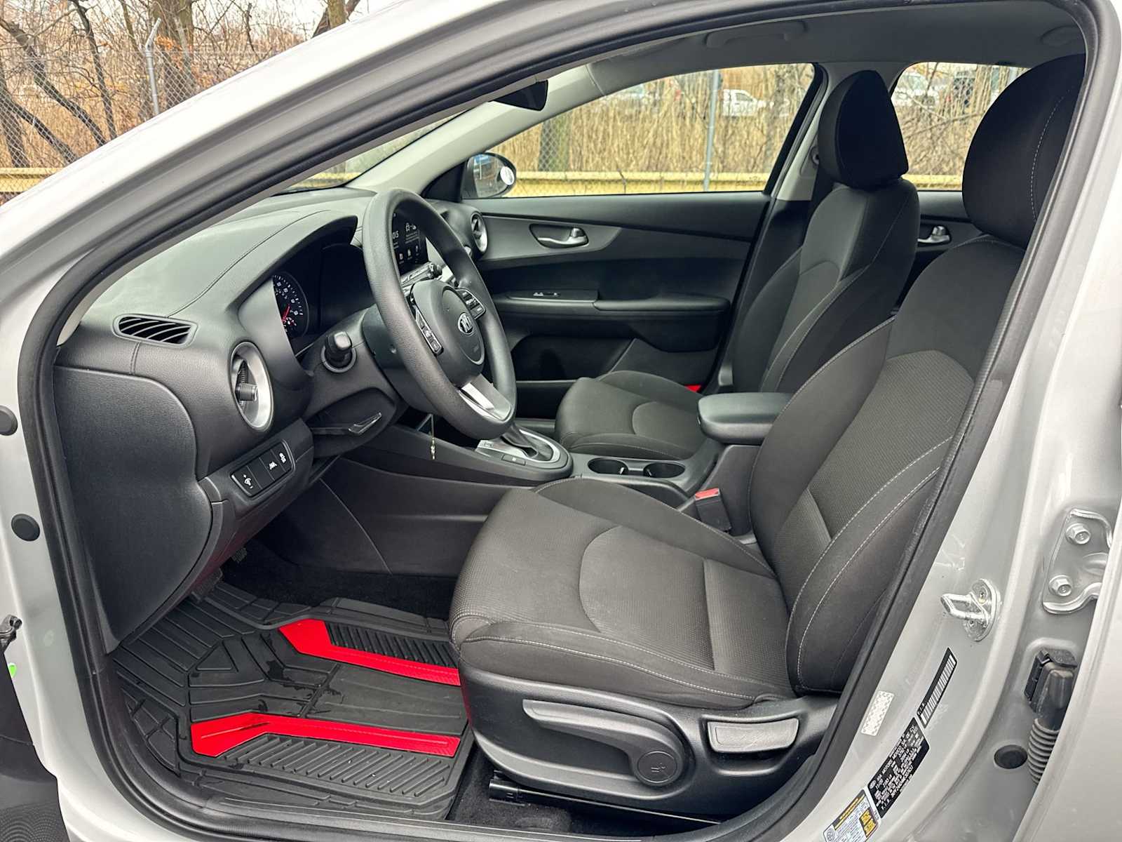 Thumbnail: 2021 Kia Forte - 11