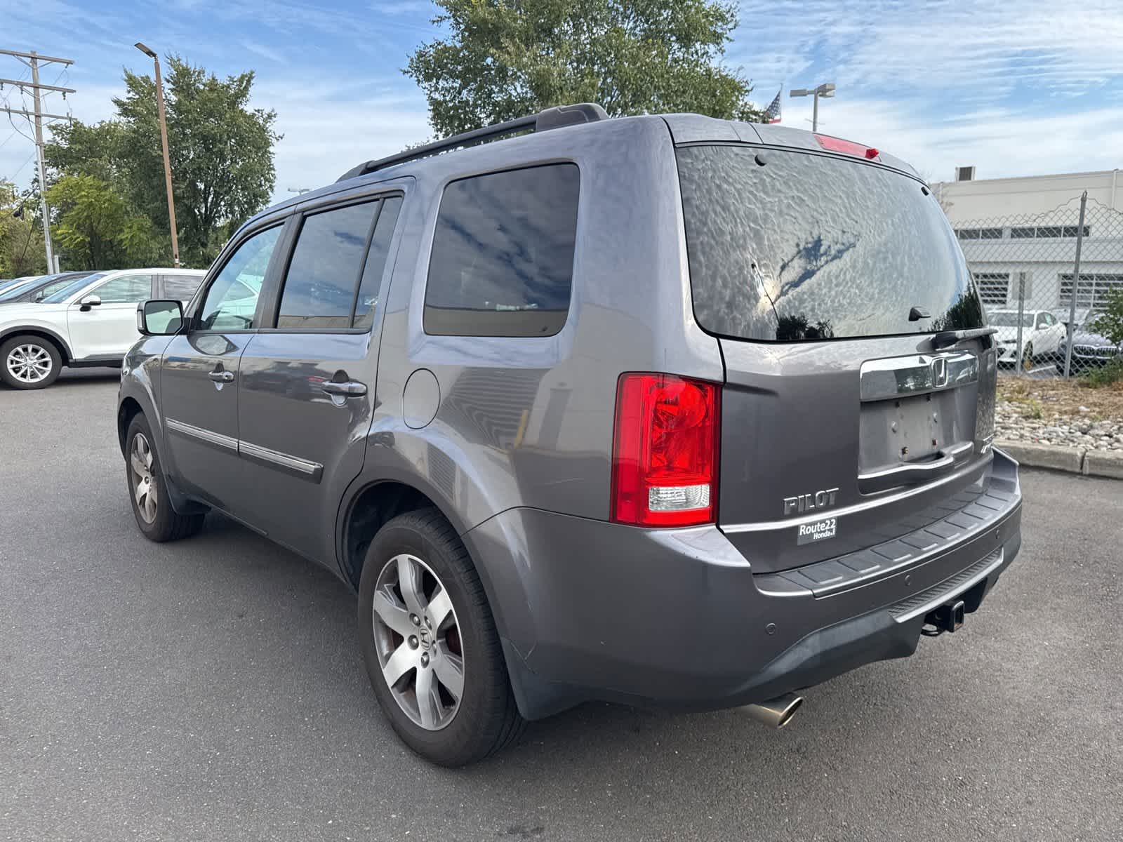 Thumbnail: 2014 Honda Pilot - 3