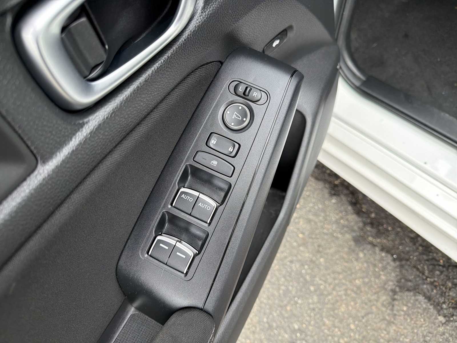 Thumbnail: 2023 Honda Civic - 22