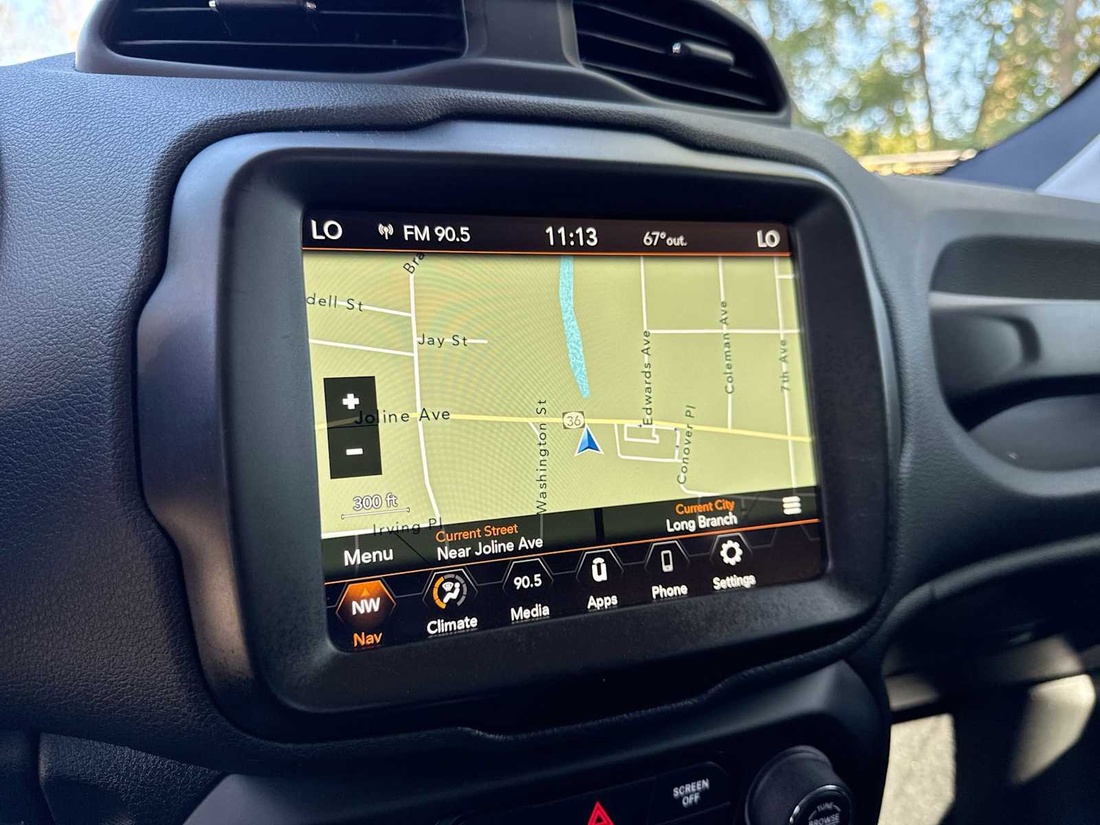 Thumbnail: 2022 Jeep Renegade - 27