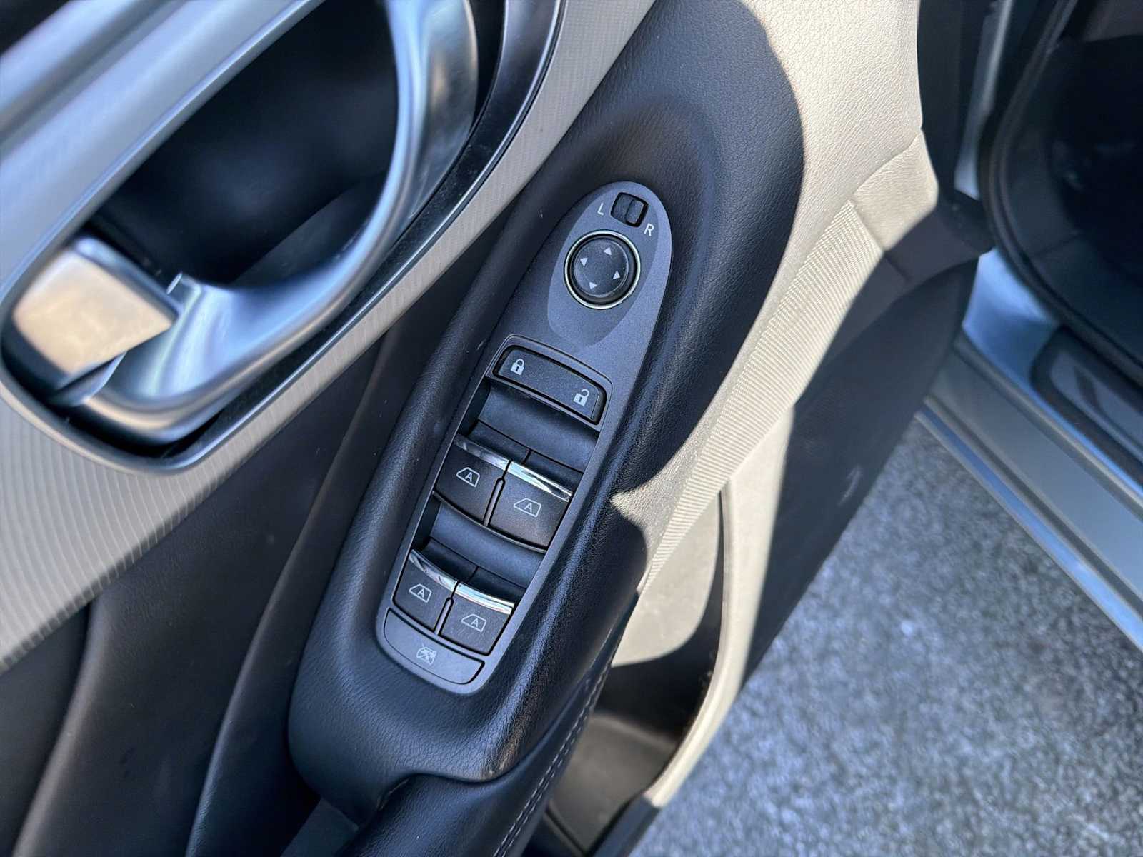 Thumbnail: 2019 INFINITI Q50 - 22