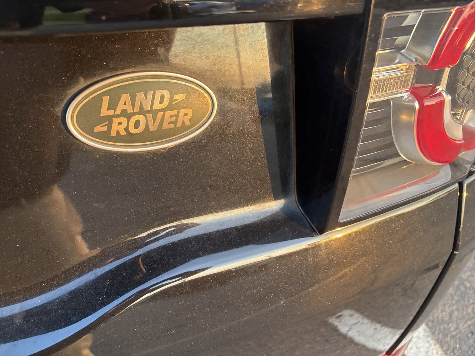 Thumbnail: 2018 Land Rover Discovery Sport - 20