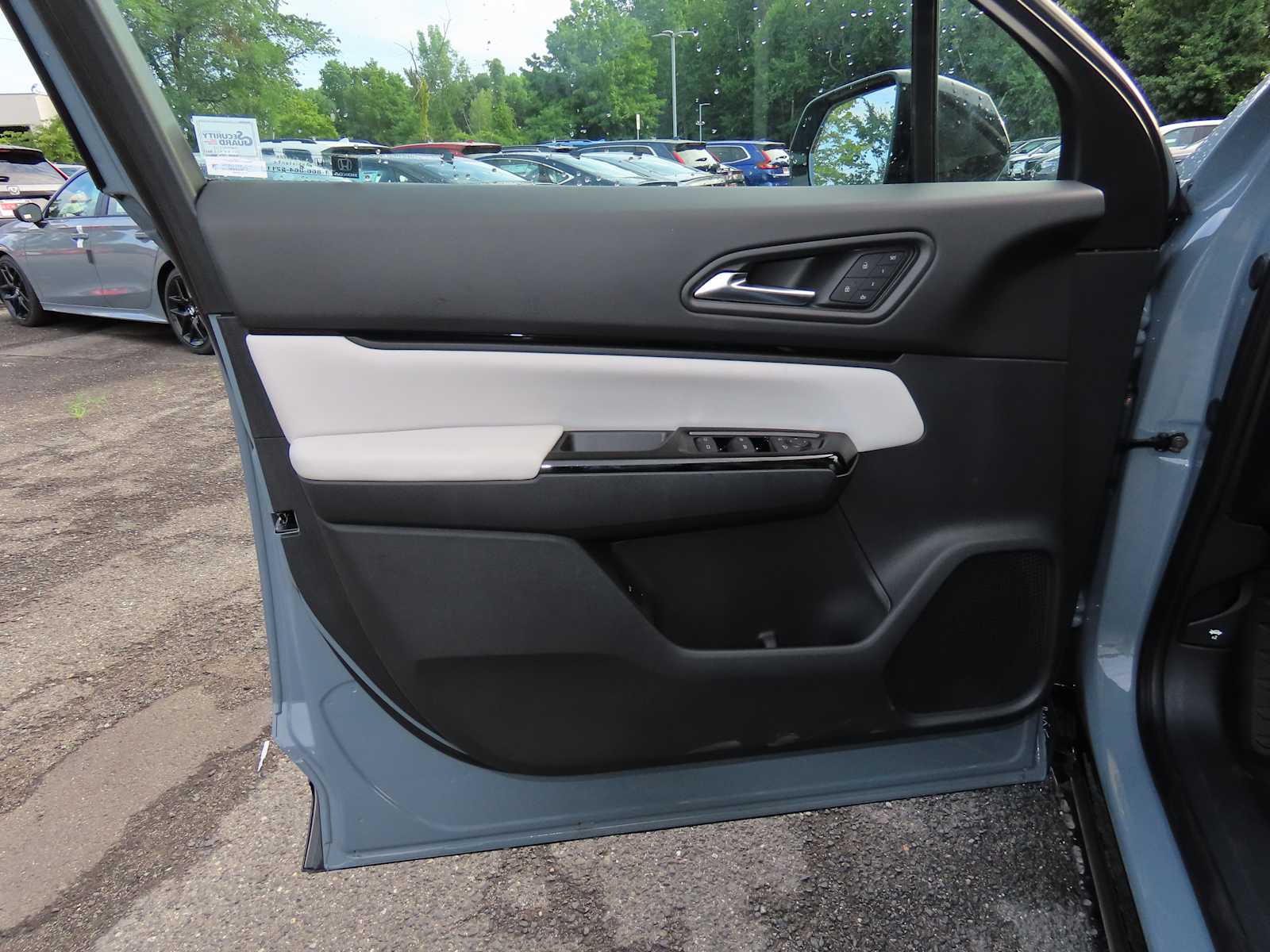 Thumbnail: 2026 Honda Prologue - 16