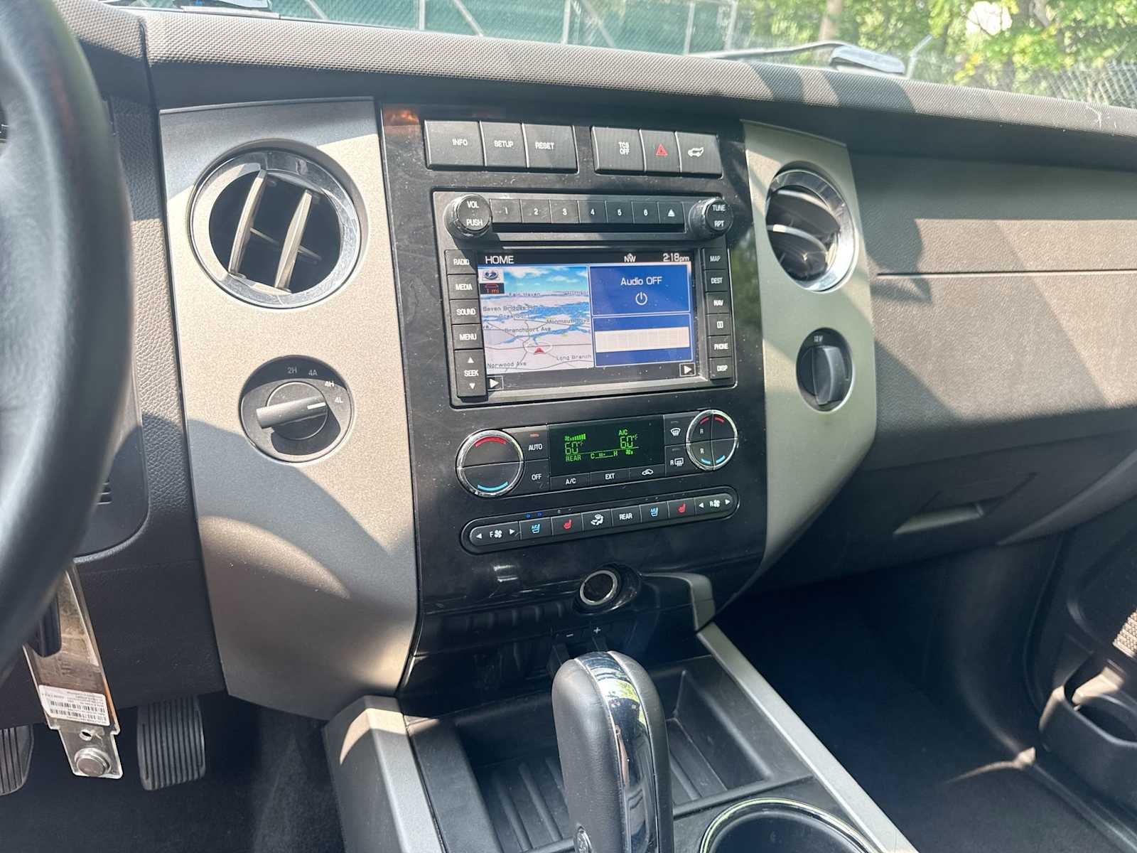 2013 Ford Expedition Limited 20