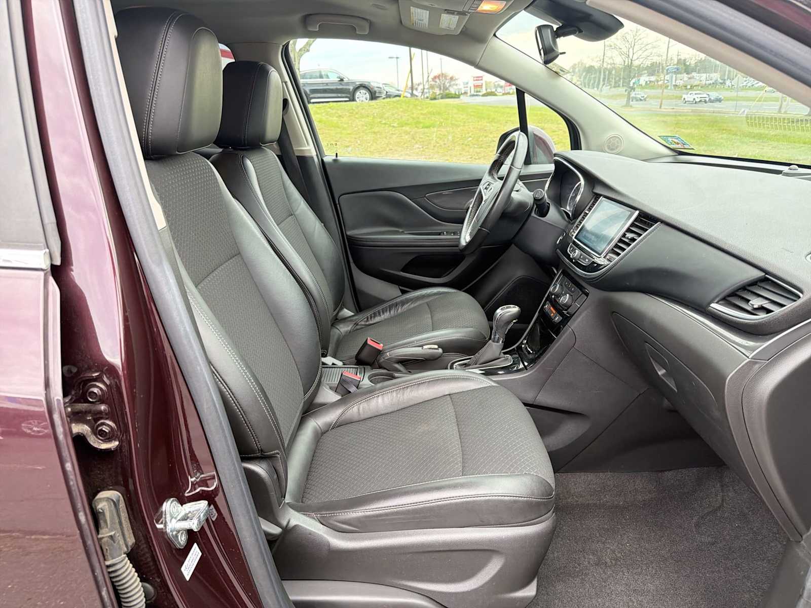 Thumbnail: 2017 Buick Encore - 15