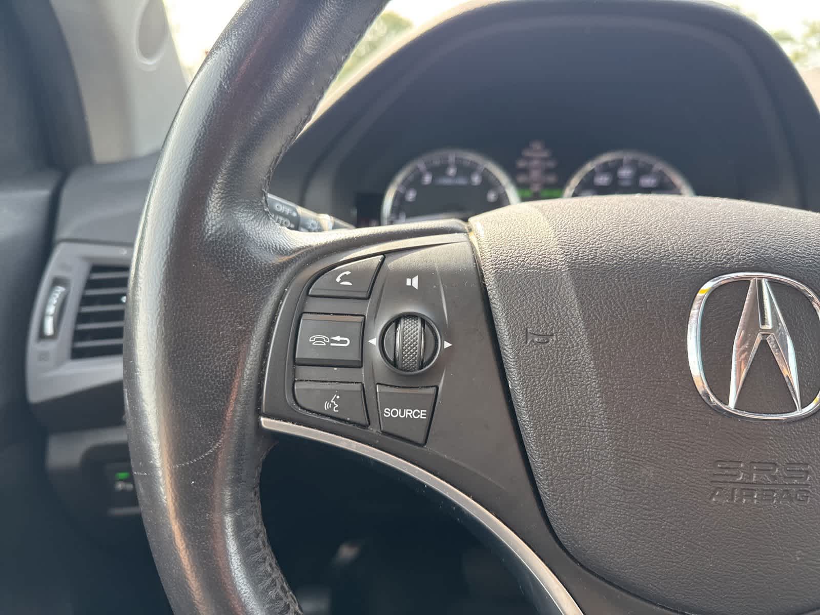 Thumbnail: 2016 Acura MDX - 16