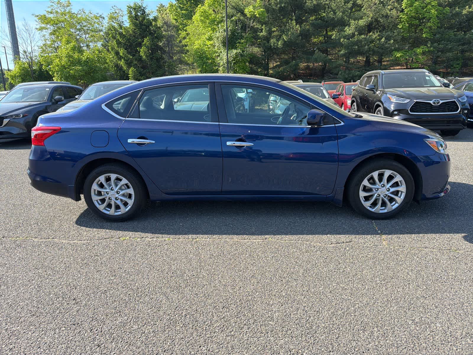 Thumbnail: 2018 Nissan Sentra - 6