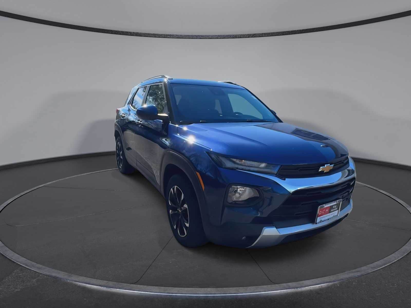 Thumbnail: 2023 Chevrolet TrailBlazer - 2