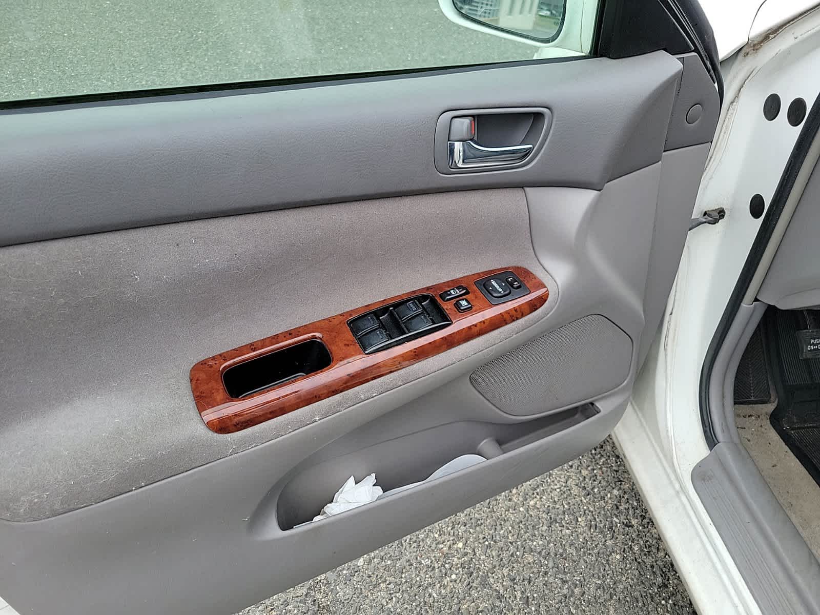 2006 Toyota Camry XLE 17