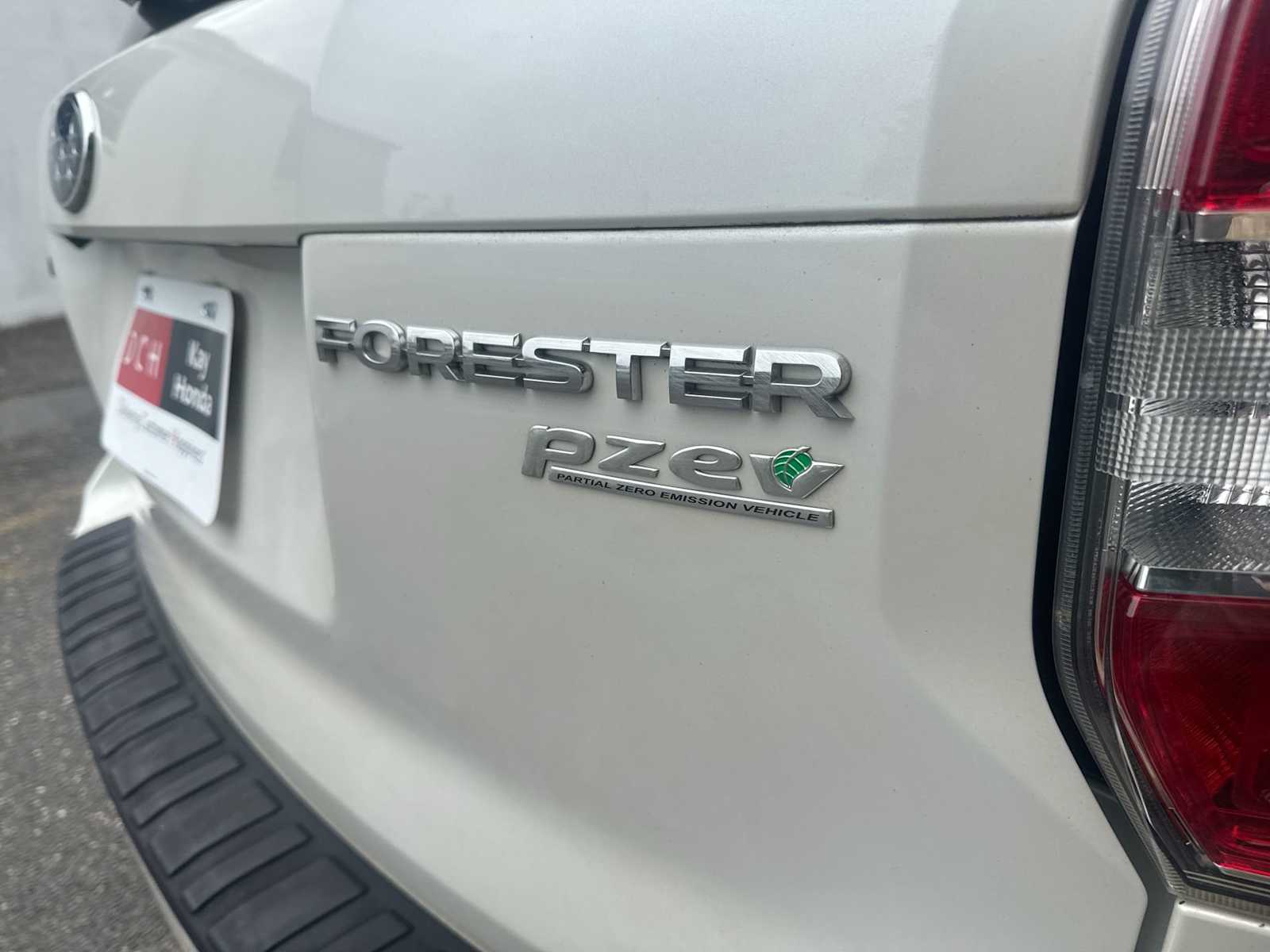 Thumbnail: 2015 Subaru Forester - 18