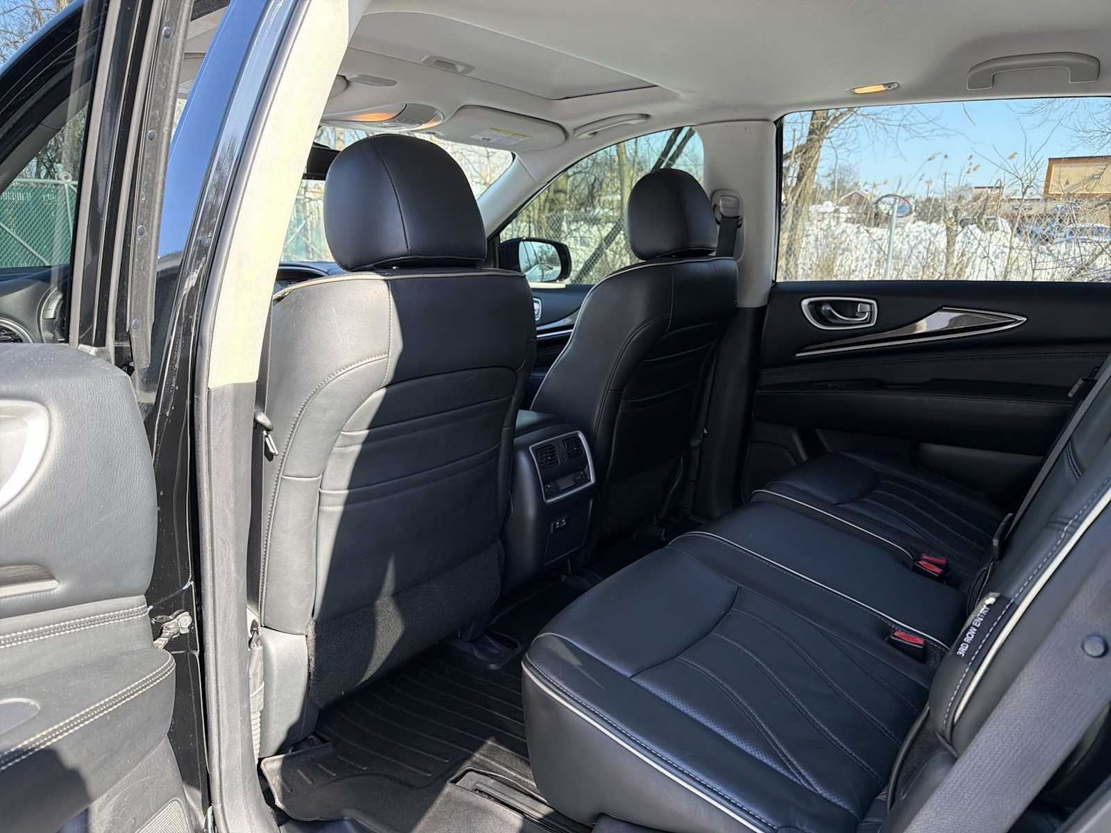 Thumbnail: 2020 INFINITI QX60 - 12