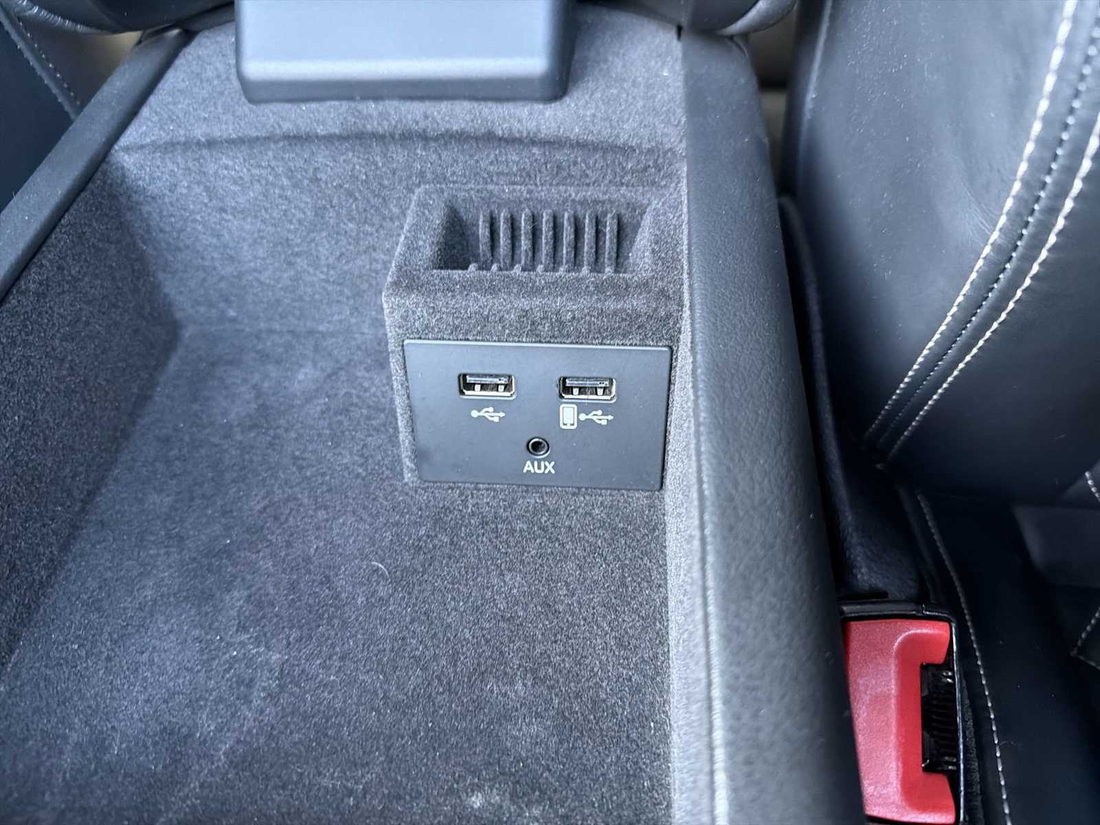 Thumbnail: 2016 Audi S6 - 30