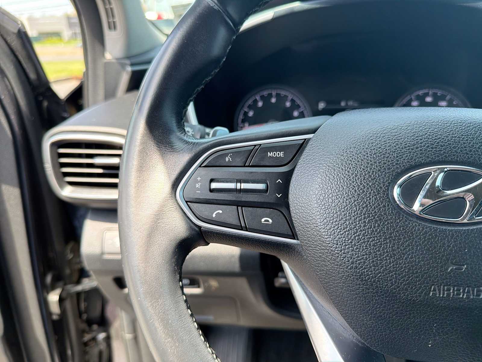 Thumbnail: 2023 Hyundai Santa Fe - 24