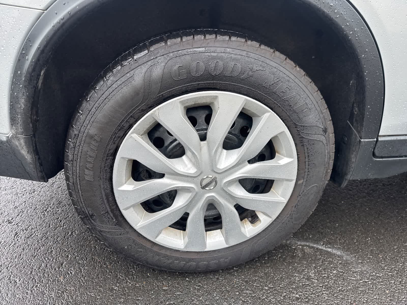 Thumbnail: 2019 Nissan Rogue - 24