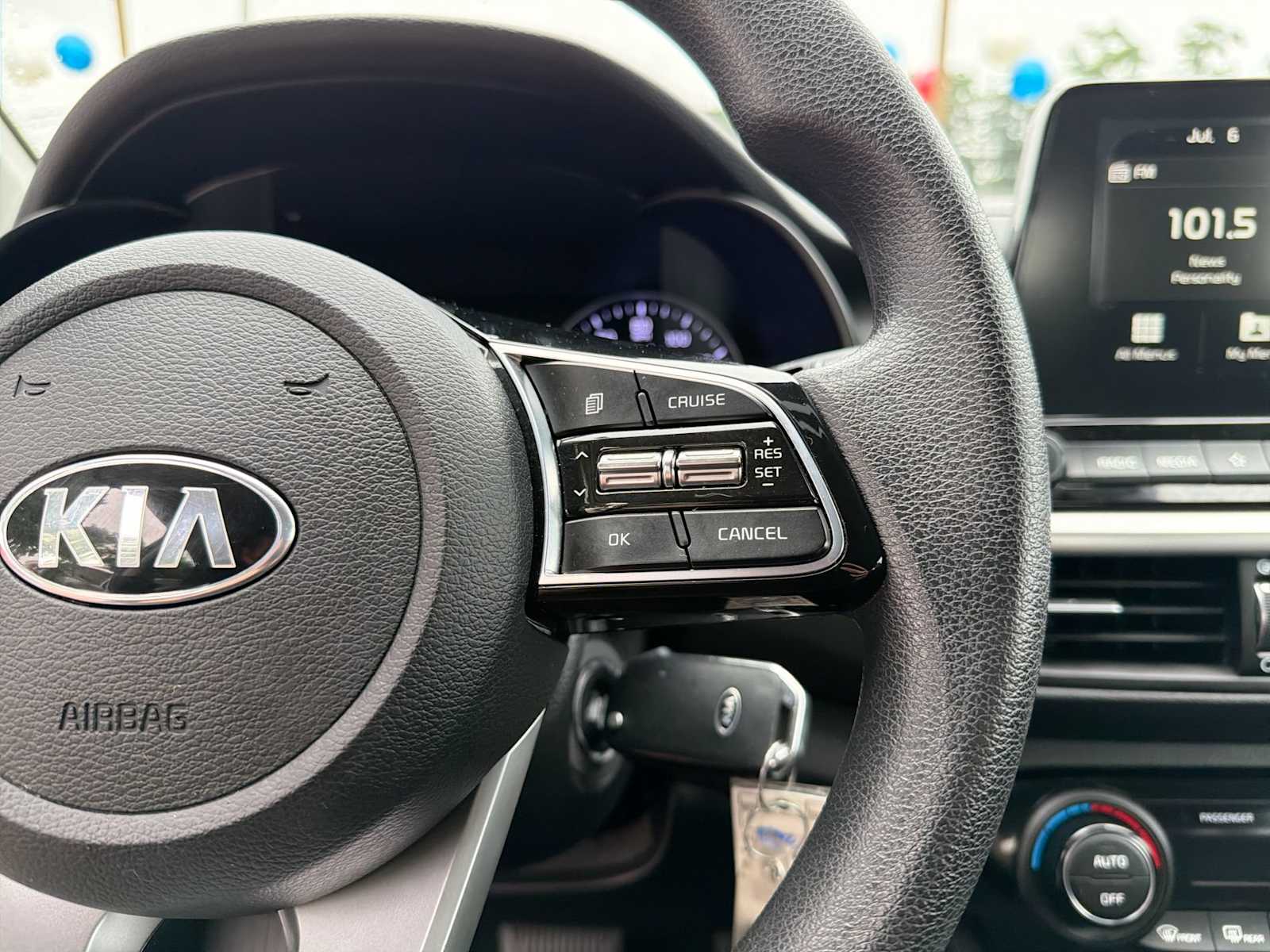Thumbnail: 2019 Kia Forte - 25