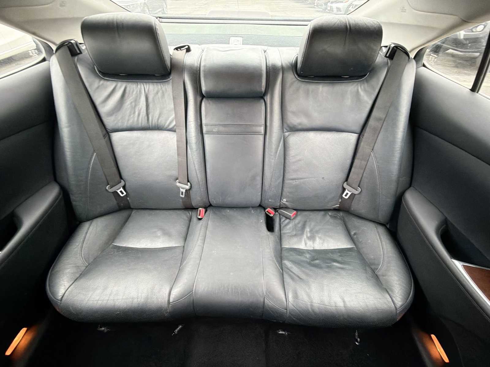 Thumbnail: 2011 Lexus ES - 13