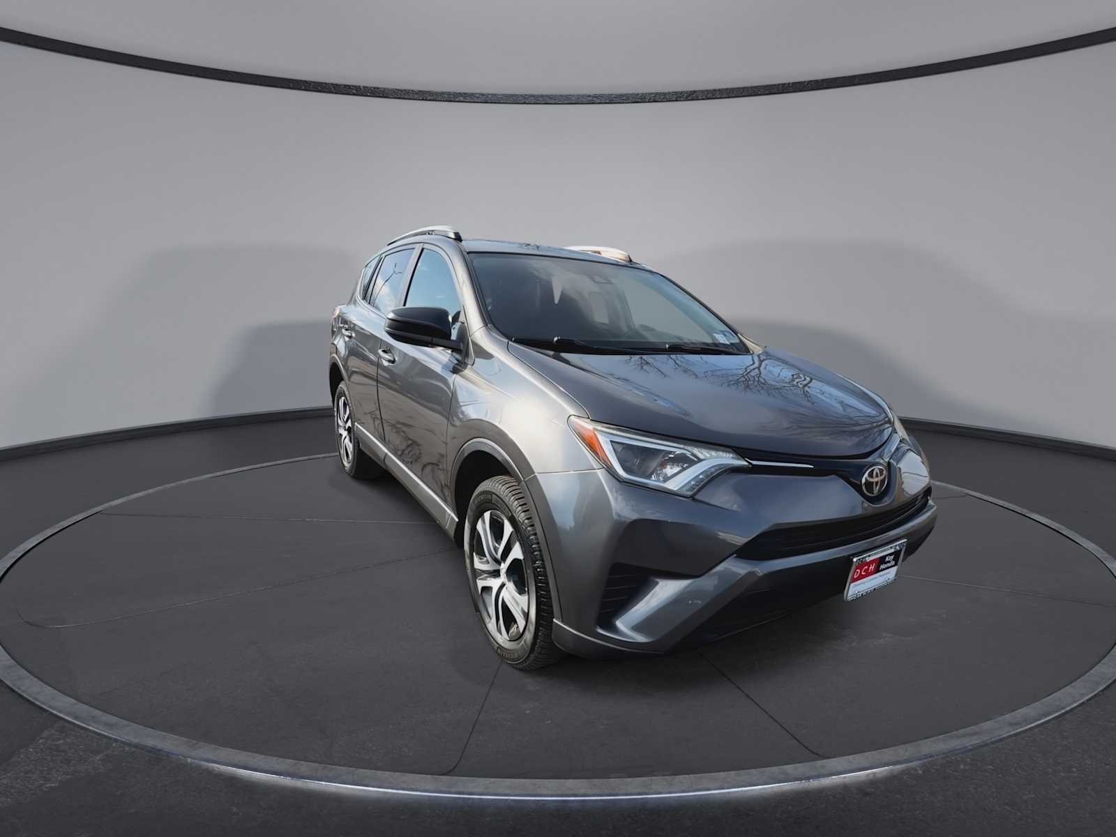 Thumbnail: 2017 Toyota RAV4 - 2