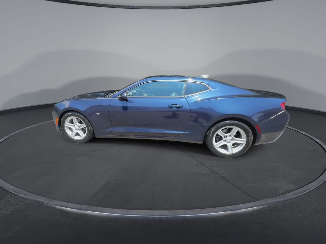Thumbnail: 2016 Chevrolet Camaro - 5