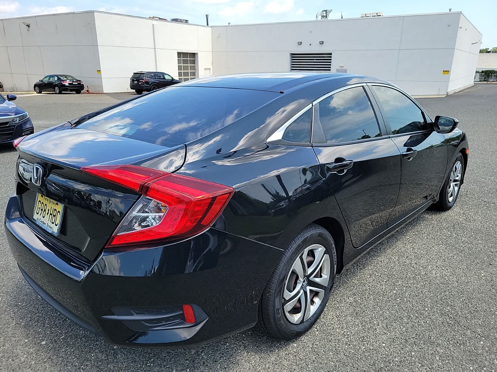 Thumbnail: 2018 Honda Civic - 5