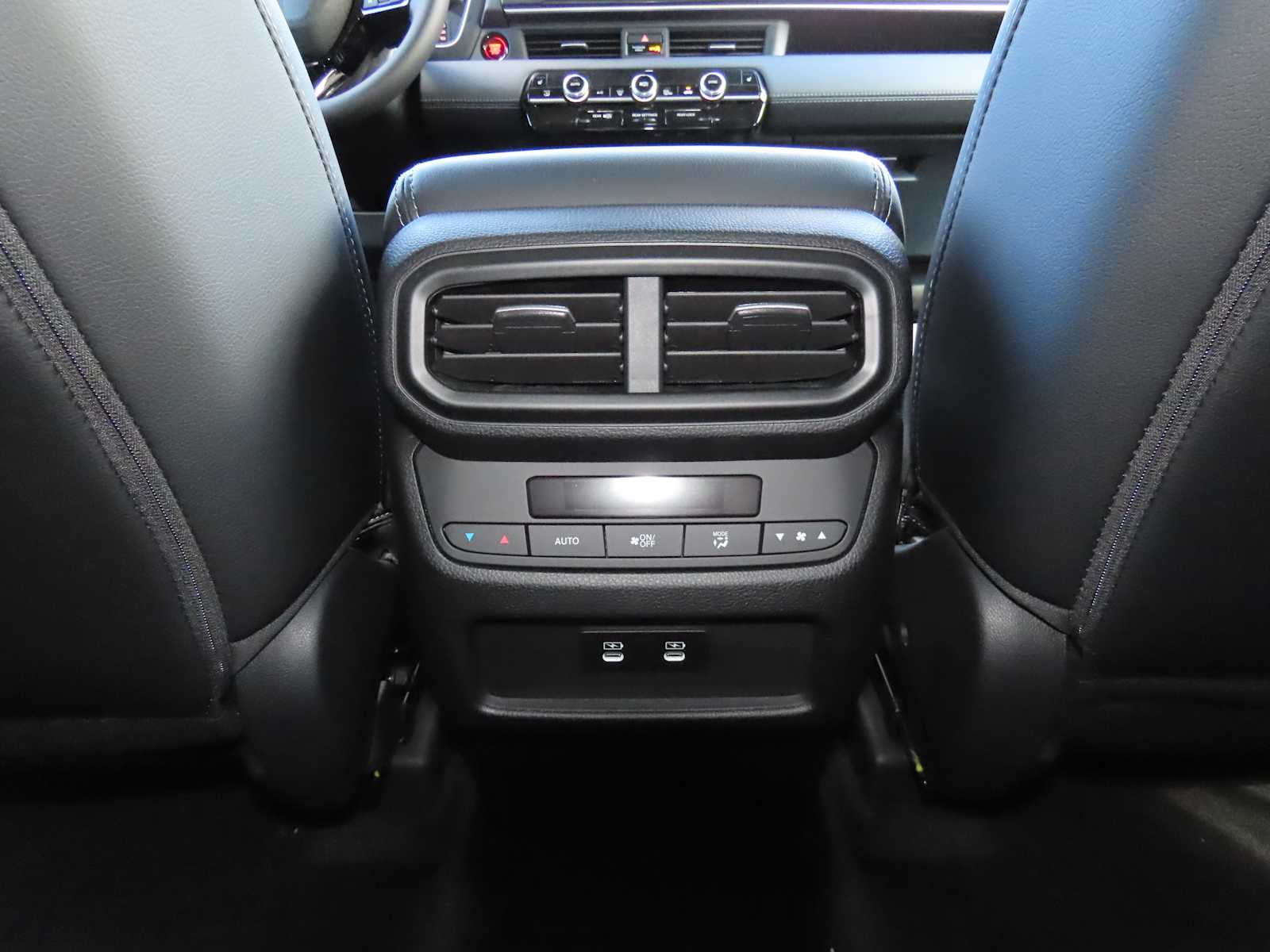 Thumbnail: 2026 Honda Pilot - 26