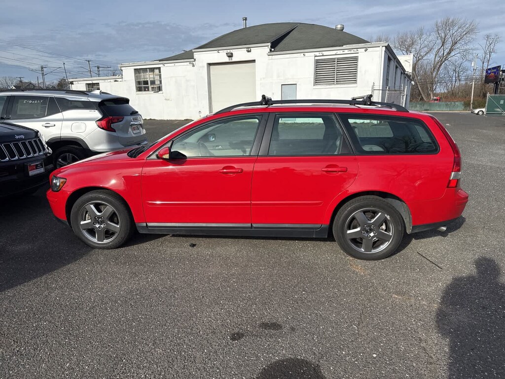 Used 2005 Volvo V50 T5 AWD A Wagon