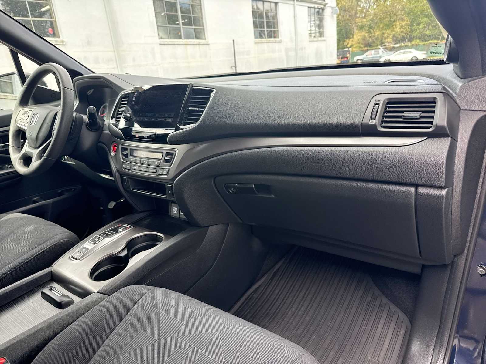 Thumbnail: 2022 Honda Pilot - 16