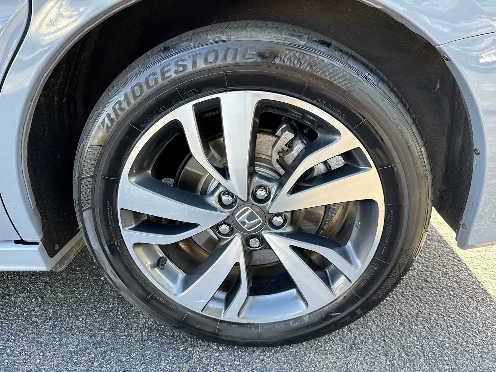 Thumbnail: 2023 Honda Odyssey - 19