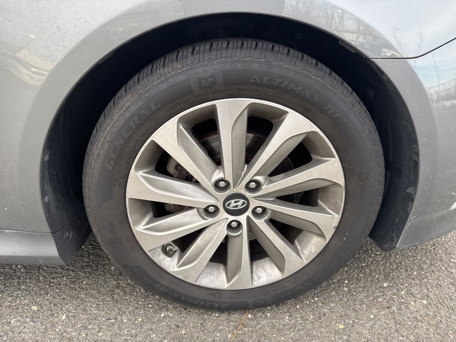 Thumbnail: 2014 Hyundai Sonata - 29