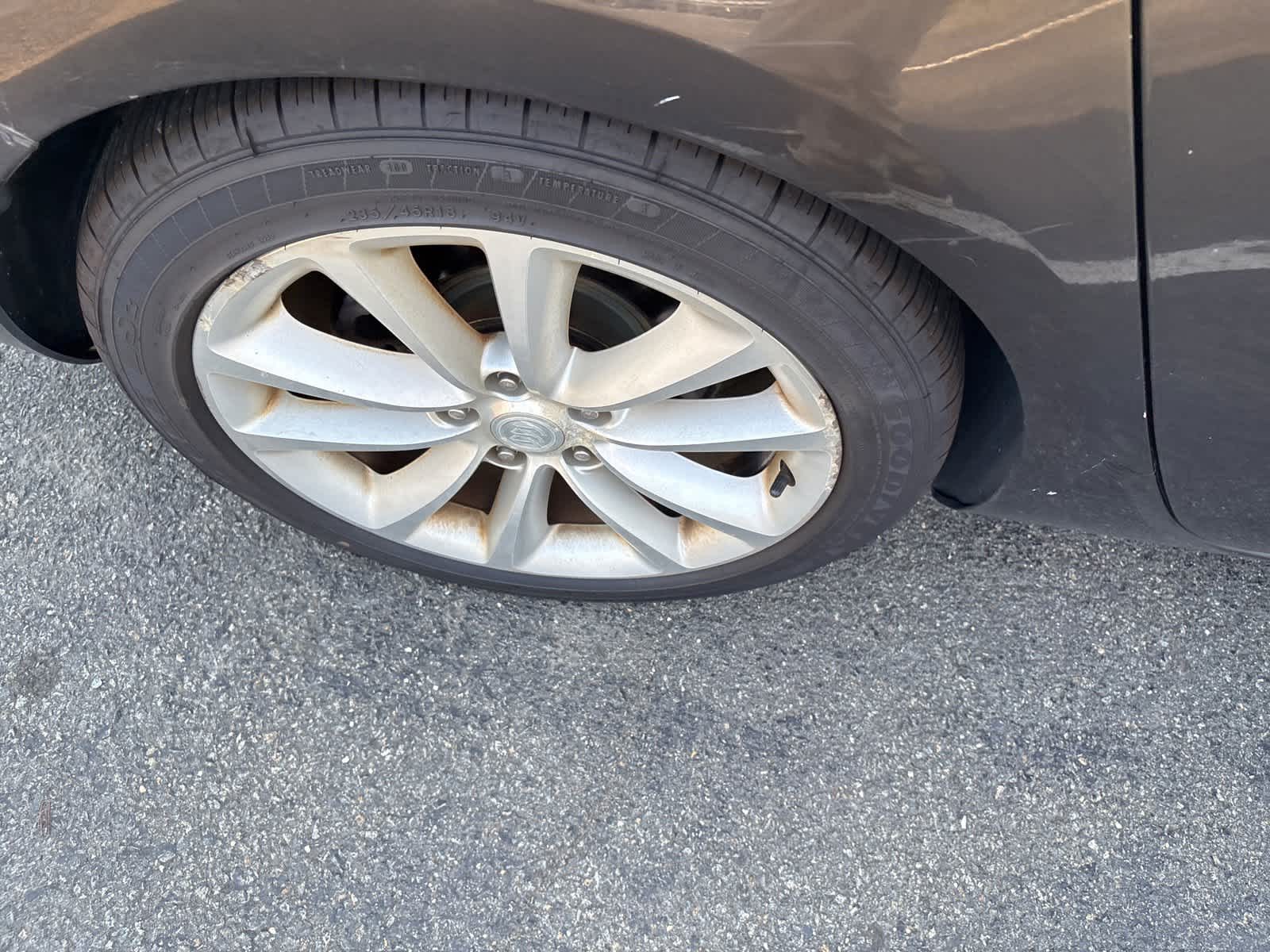 Thumbnail: 2013 Buick Verano - 18