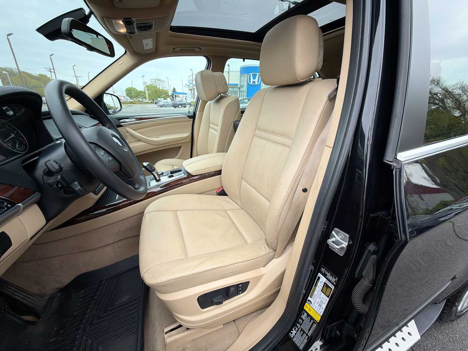 Thumbnail: 2013 BMW X5 - 21