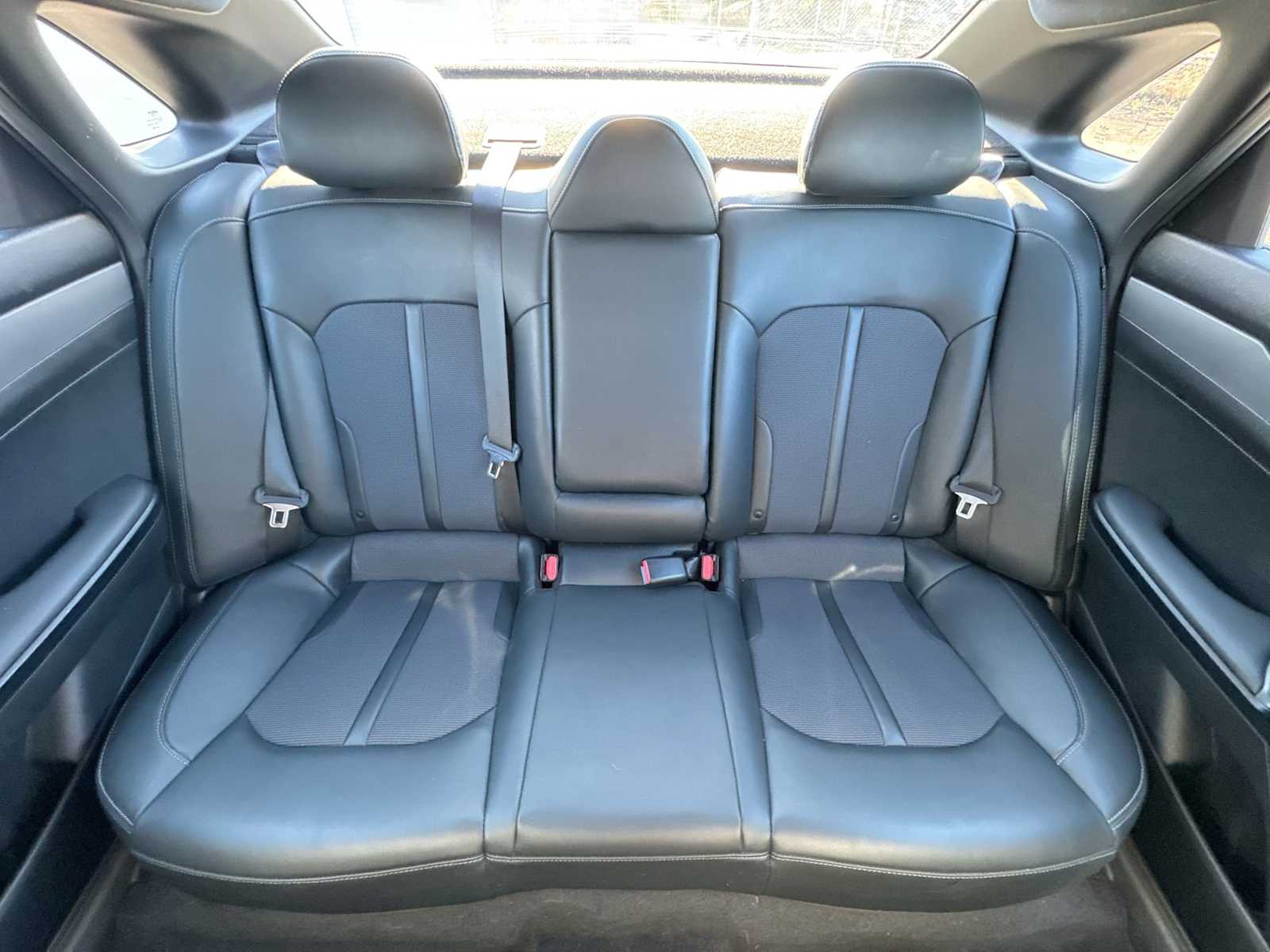 Thumbnail: 2022 Kia K5 - 13