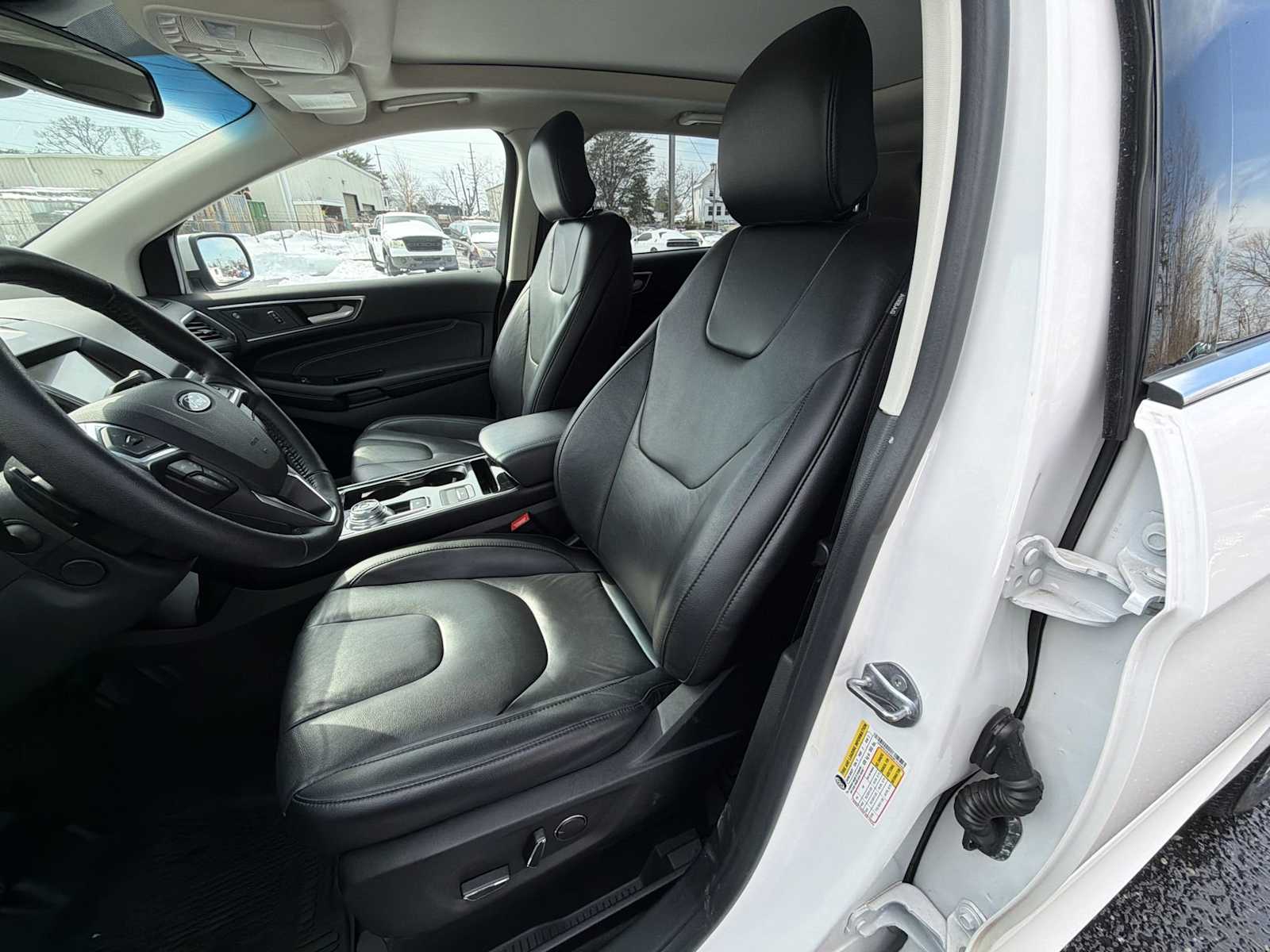 Thumbnail: 2019 Ford Edge - 21