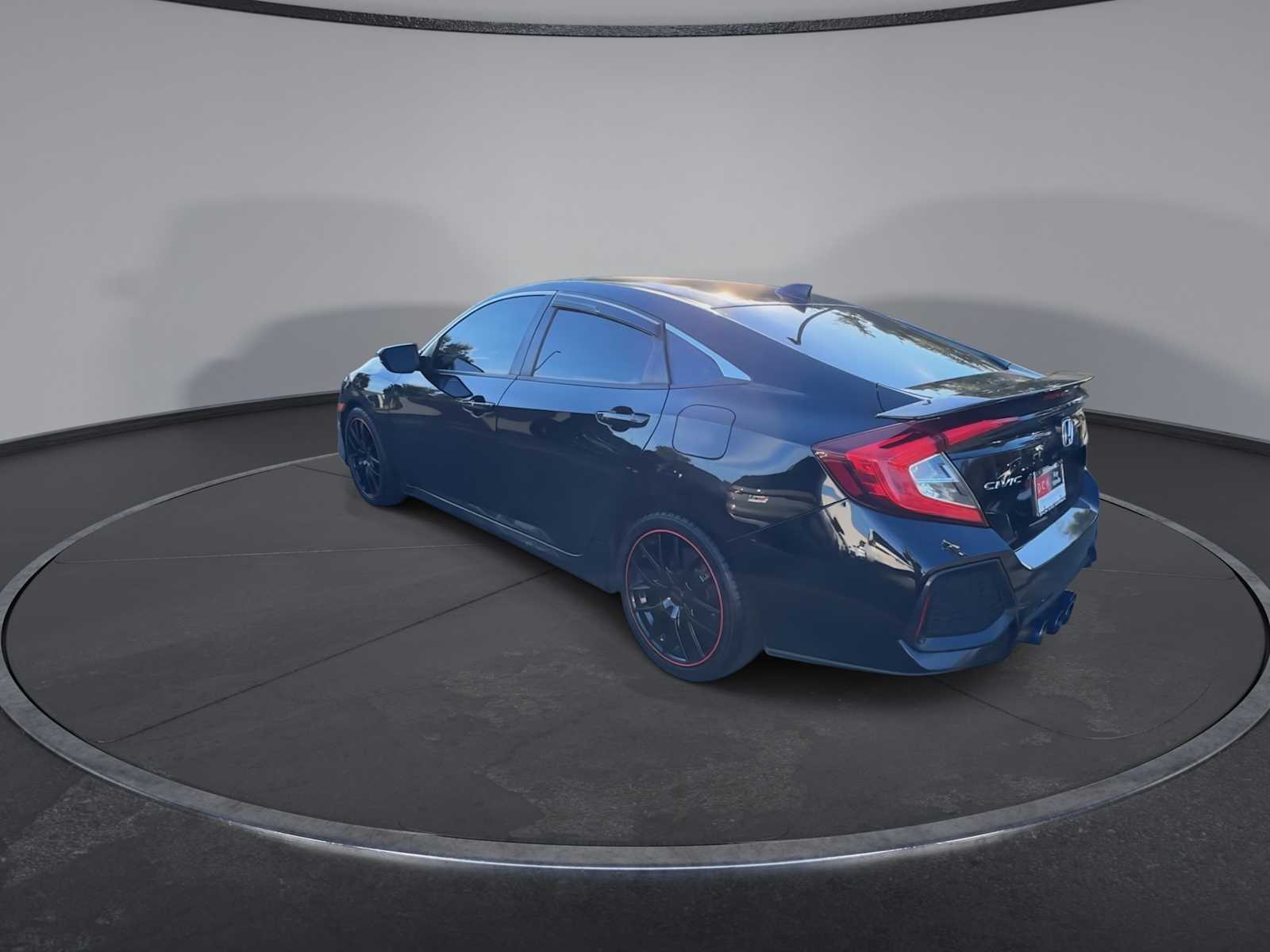 Thumbnail: 2018 Honda Civic - 6