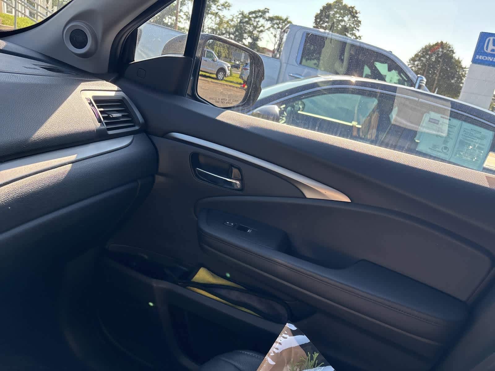 Thumbnail: 2022 Honda Pilot - 20