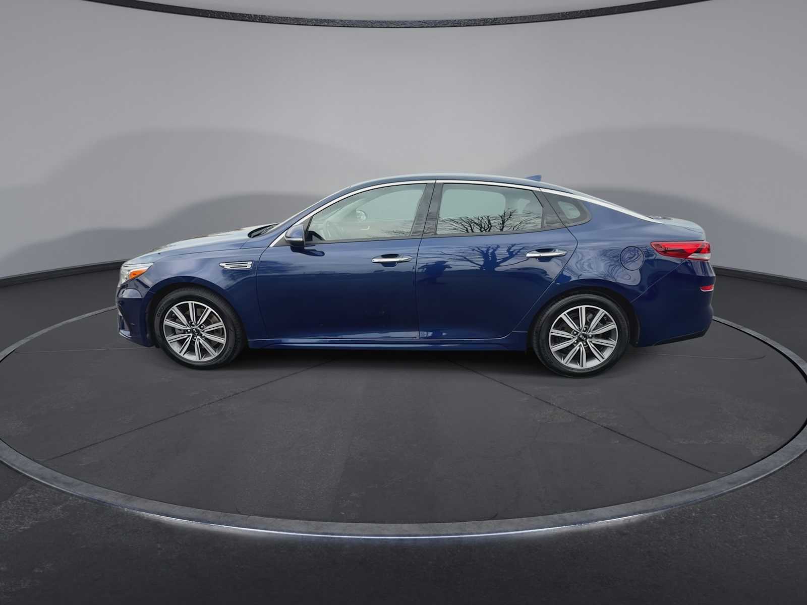 Thumbnail: 2019 Kia Optima - 5