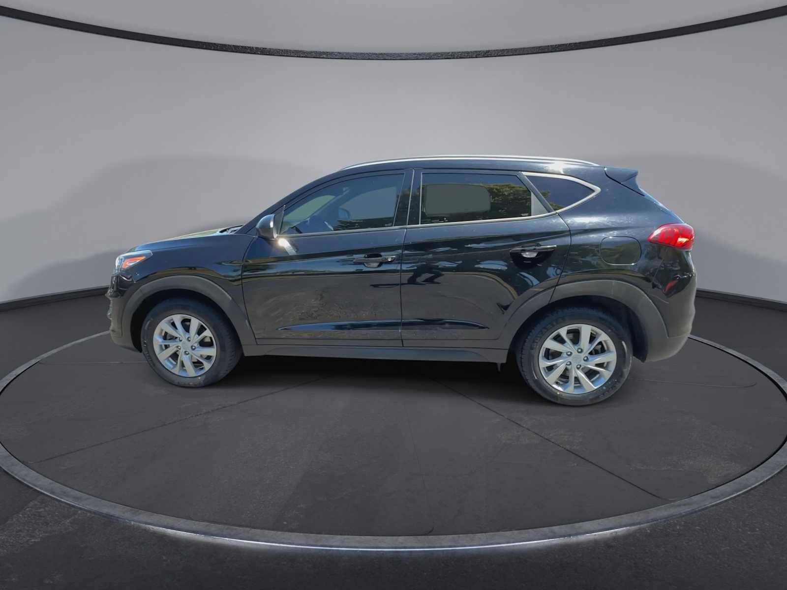 Thumbnail: 2019 Hyundai Tucson - 5