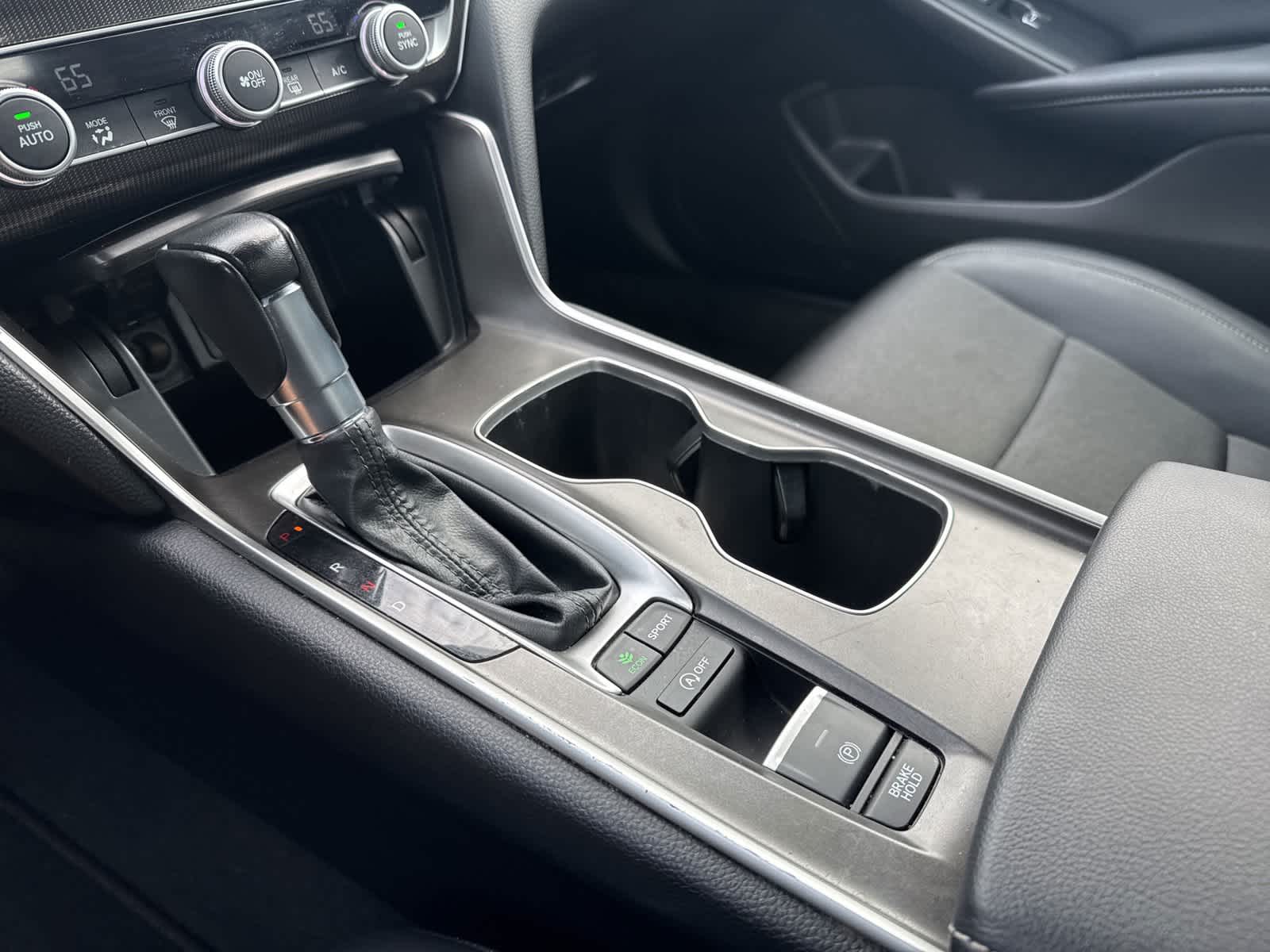 Thumbnail: 2022 Honda Accord - 16